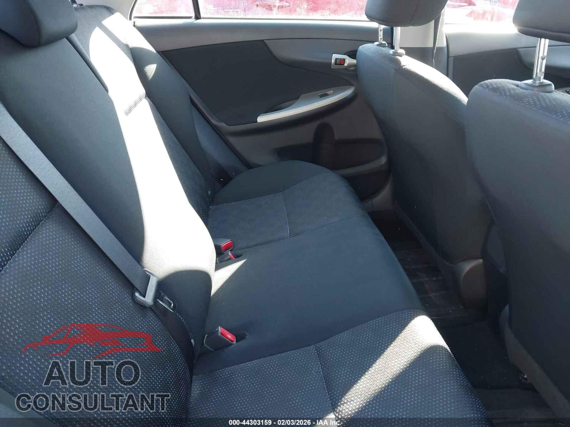 TOYOTA COROLLA 2010 - 2T1BU4EEXAC534865