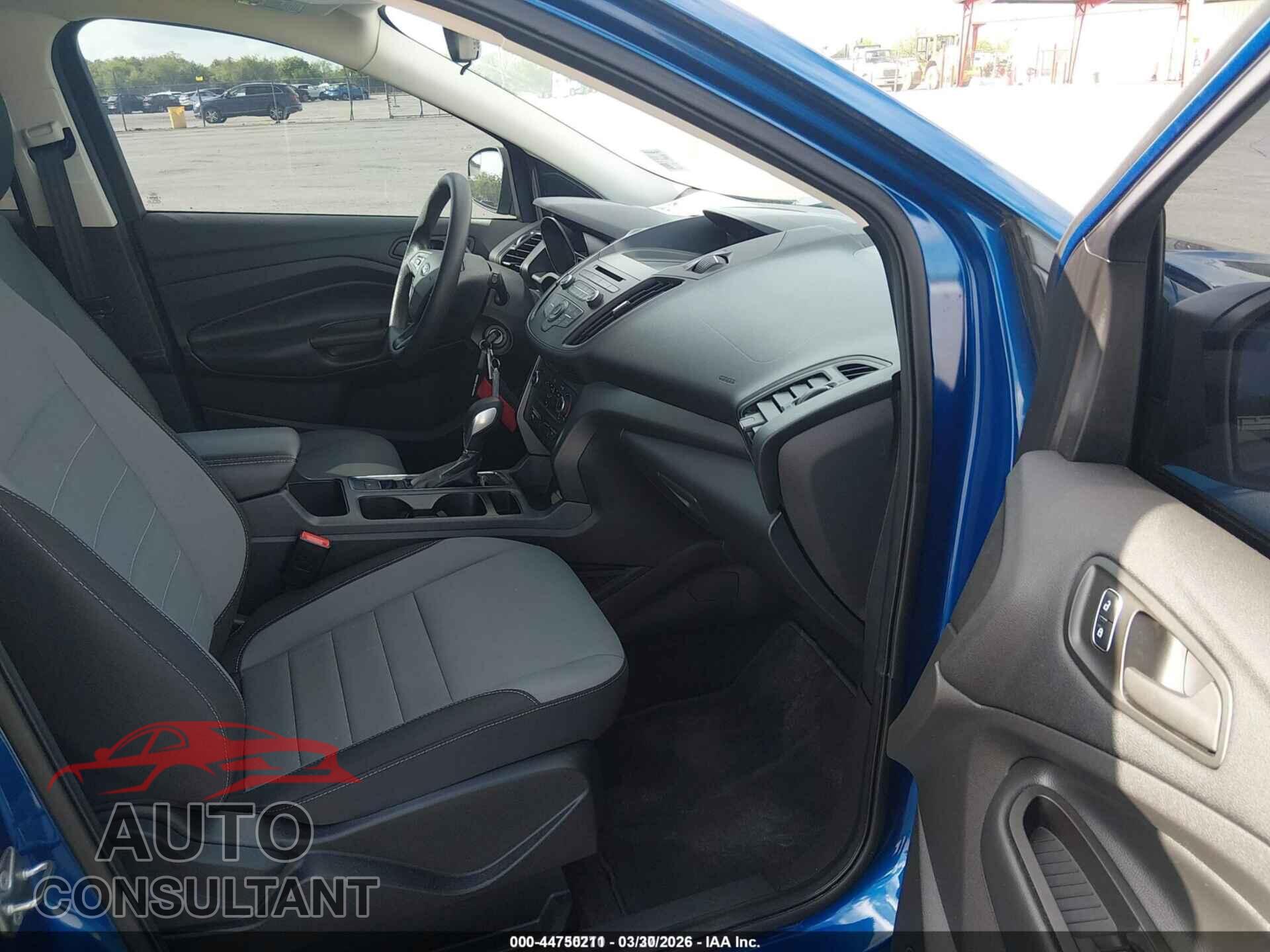 FORD ESCAPE 2018 - 1FMCU0F75JUD31023