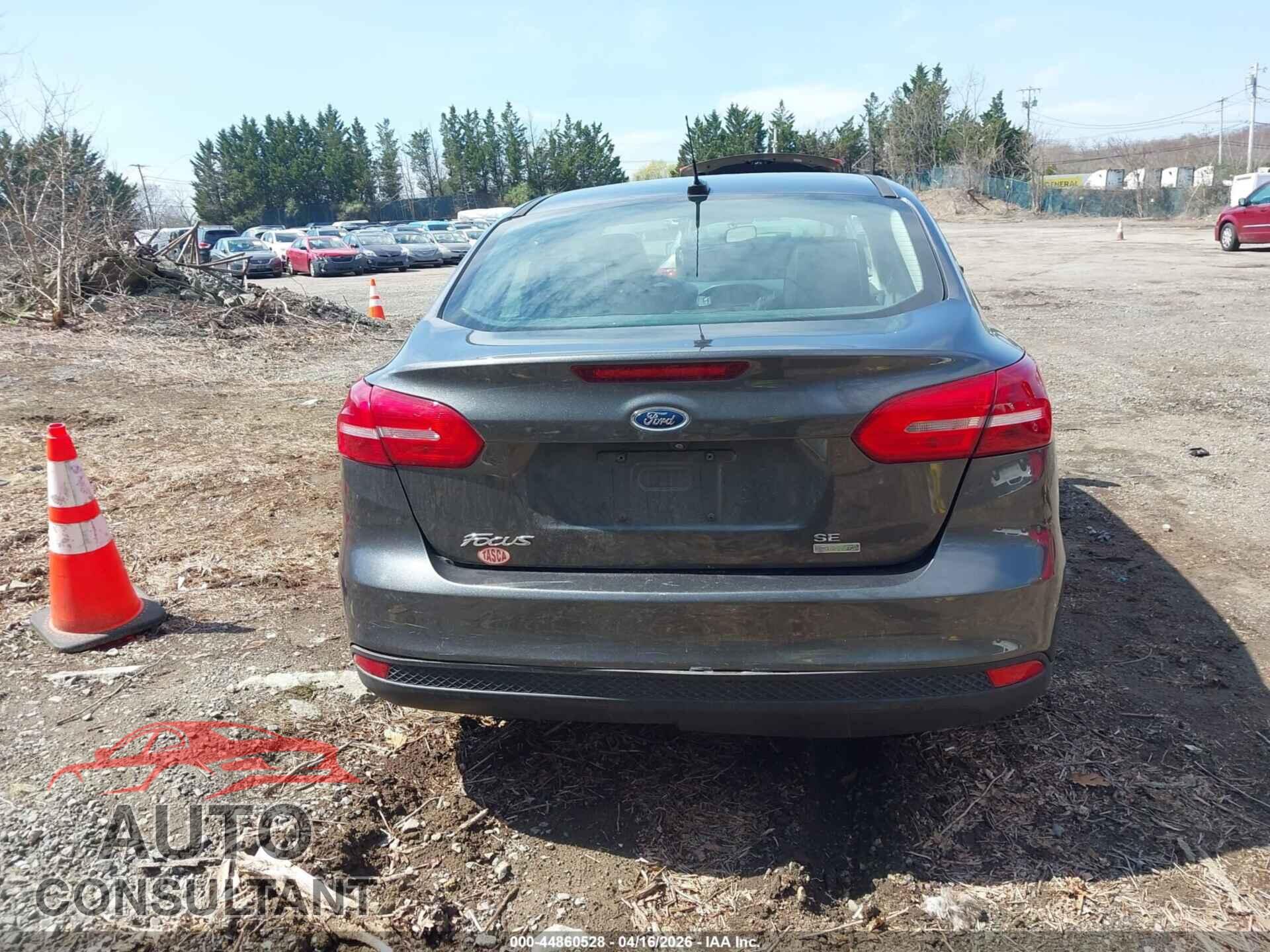 FORD FOCUS 2017 - 1FADP3FE4HL250617