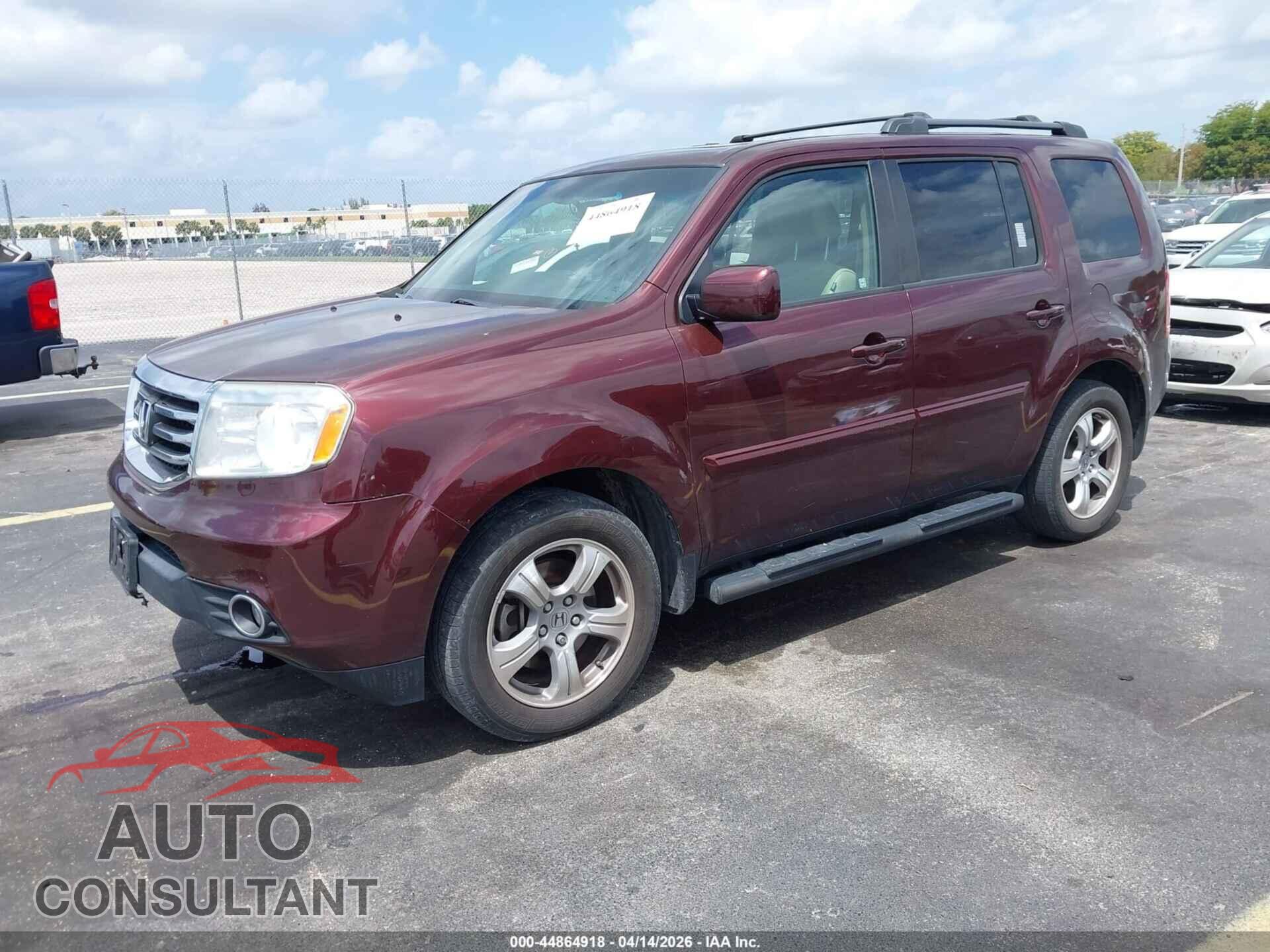 HONDA PILOT 2013 - 5FNYF3H56DB026533