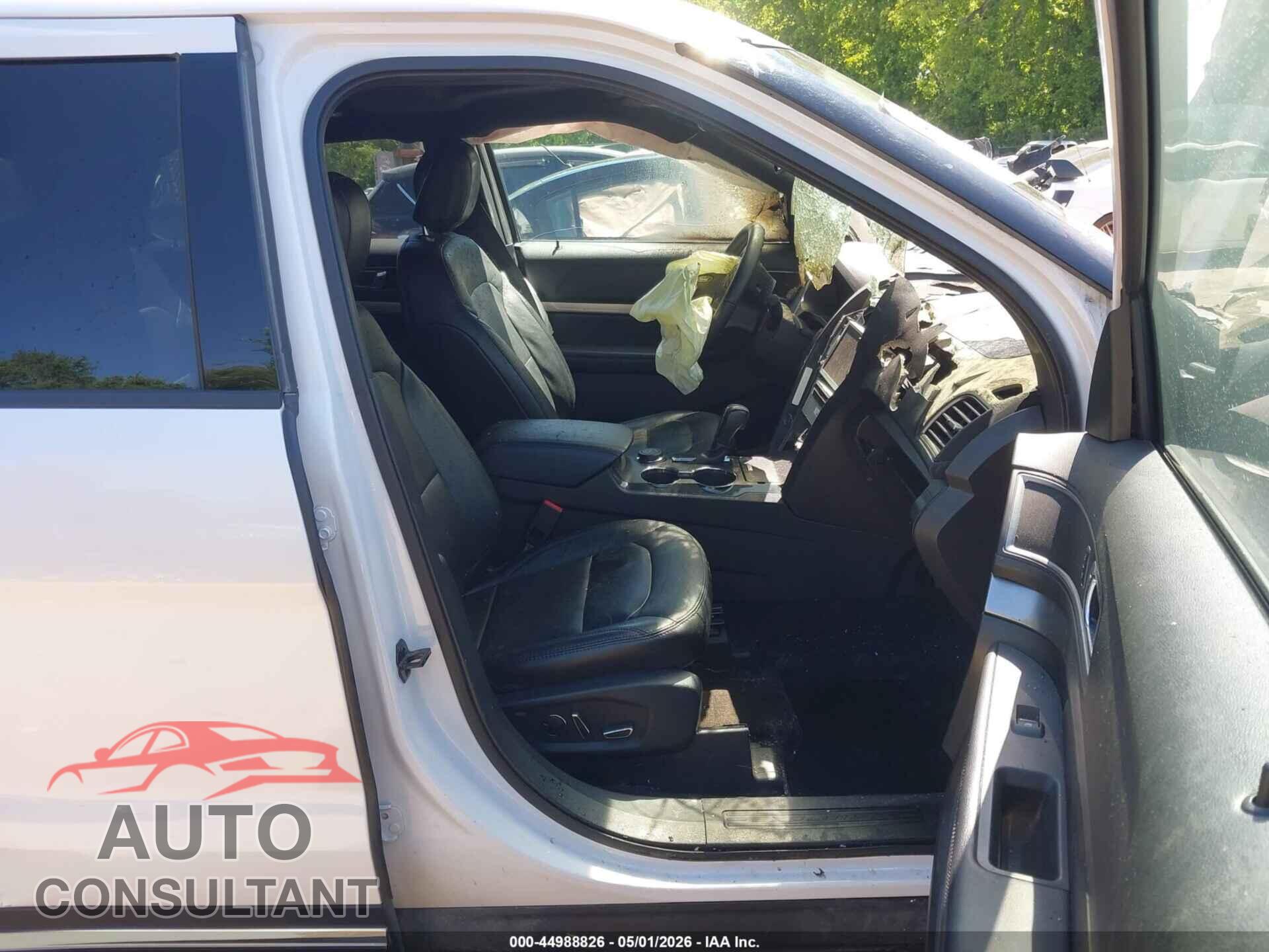 FORD EXPLORER 2018 - 1FM5K8D86JGB55820