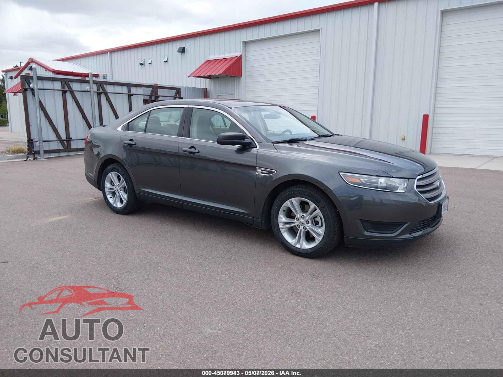 FORD TAURUS 2018 - 1FAHP2D84JG141288