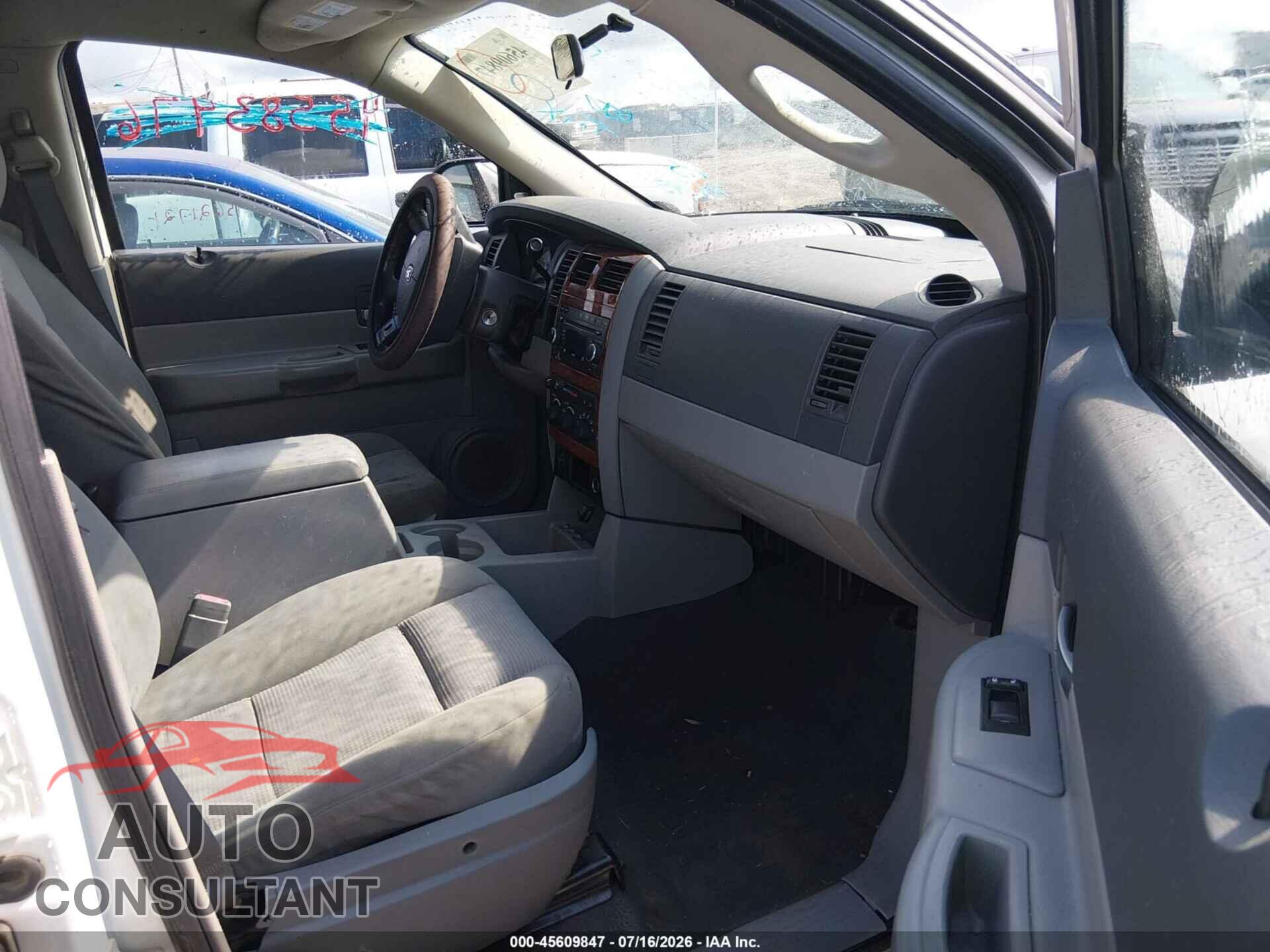 DODGE DURANGO 2009 - 1D8HB48PX9F701145