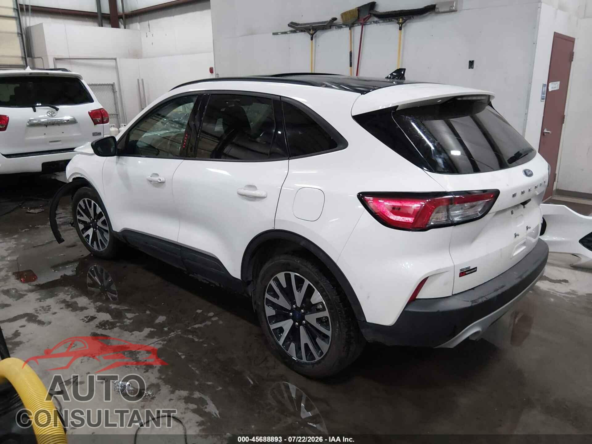 FORD ESCAPE 2020 - 1FMCU9BZ6LUA63601