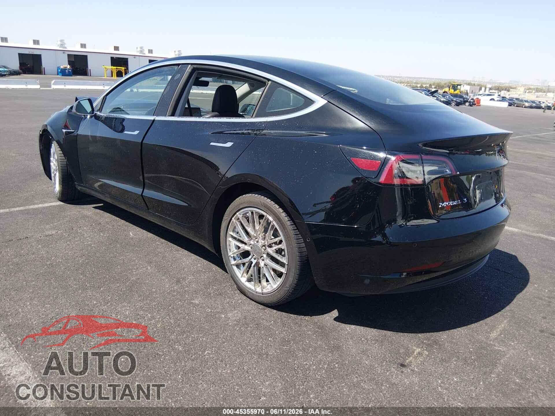TESLA MODEL 3 2018 - 5YJ3E1EA3JF008473