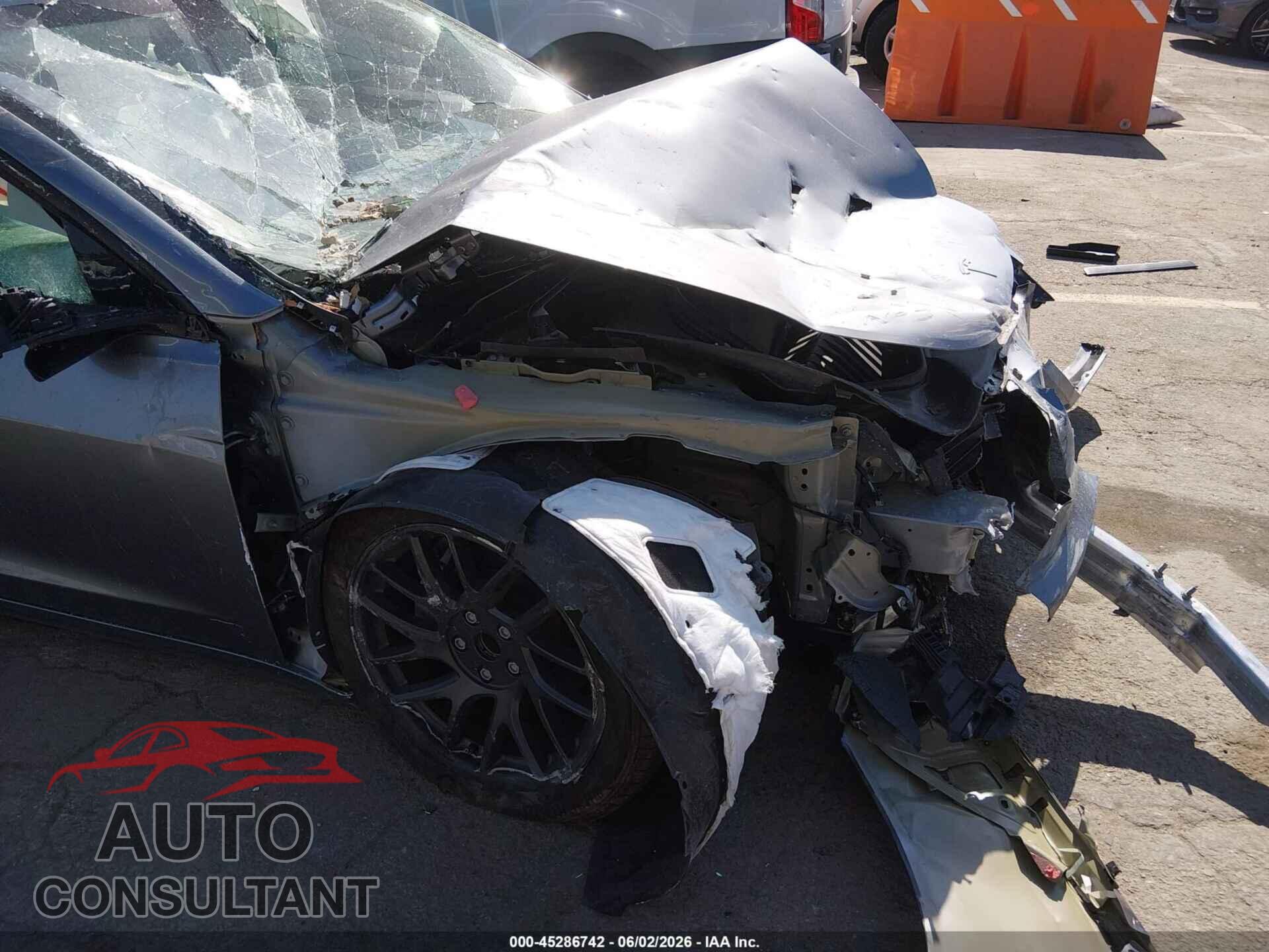 TESLA MODEL 3 2025 - 5YJ3E1EAXSF005796