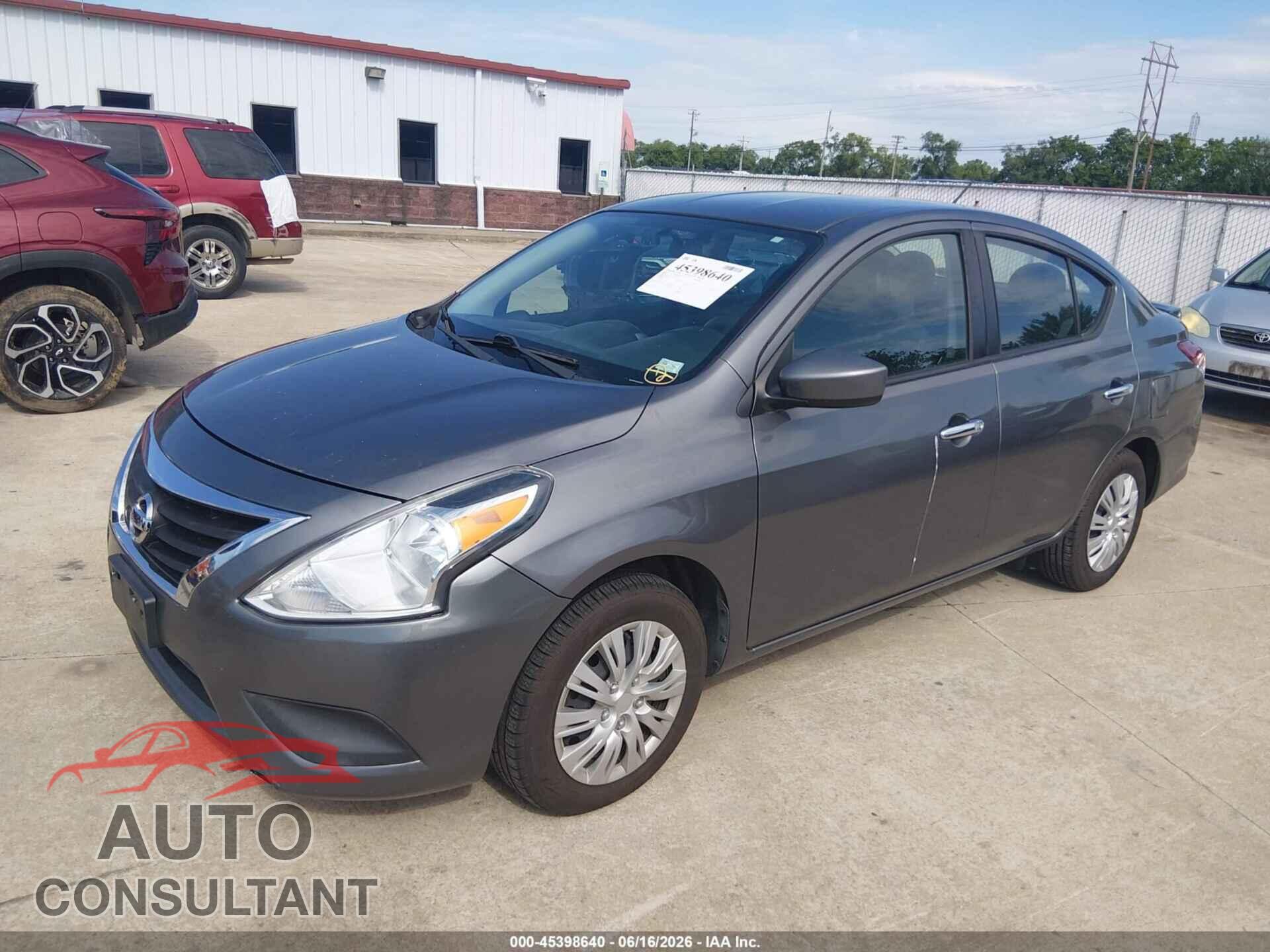 NISSAN VERSA 2017 - 3N1CN7AP3HL848314