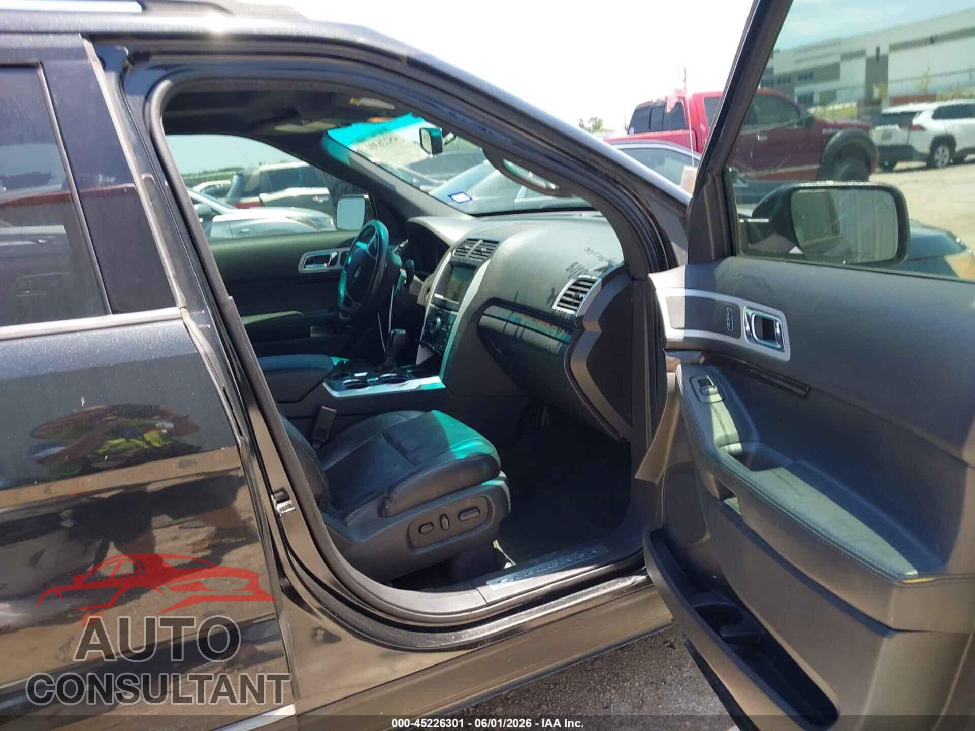 FORD EXPLORER 2015 - 1FM5K7F82FGA08098
