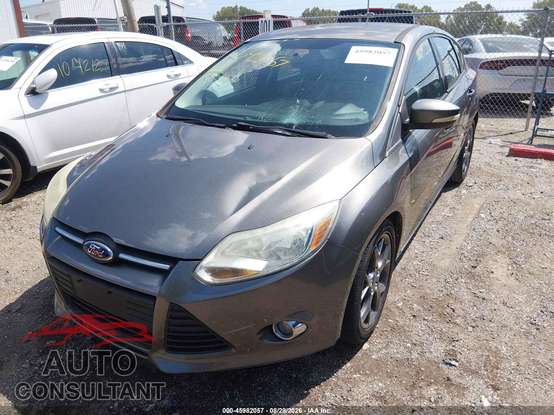 FORD FOCUS 2014 - 1FADP3K28EL218244