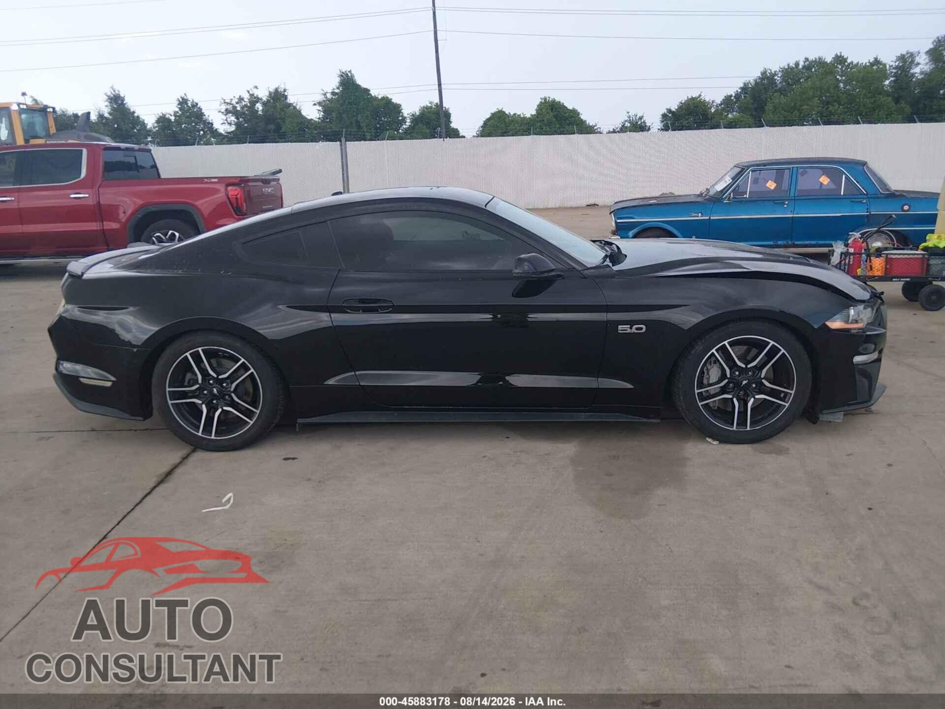 FORD MUSTANG 2018 - 1FA6P8CF0J5121237
