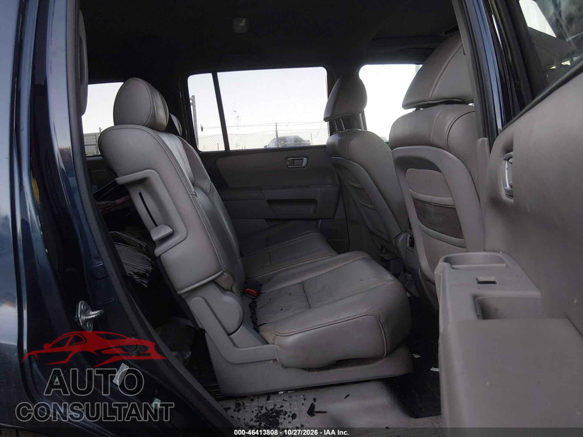 HONDA PILOT 2011 - 5FNYF4H56BB042475