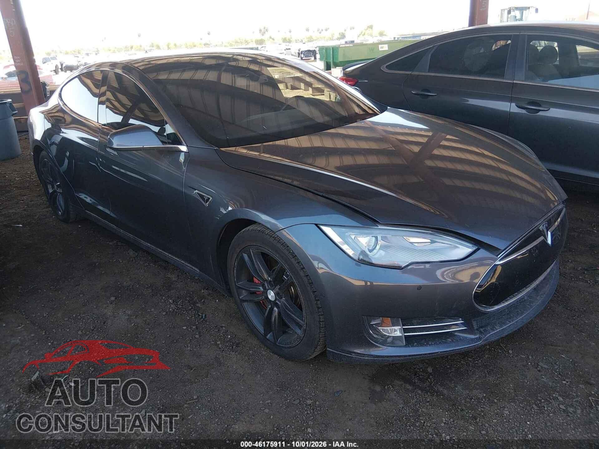 TESLA MODEL S 2014 - 5YJSA1H13EFP59565