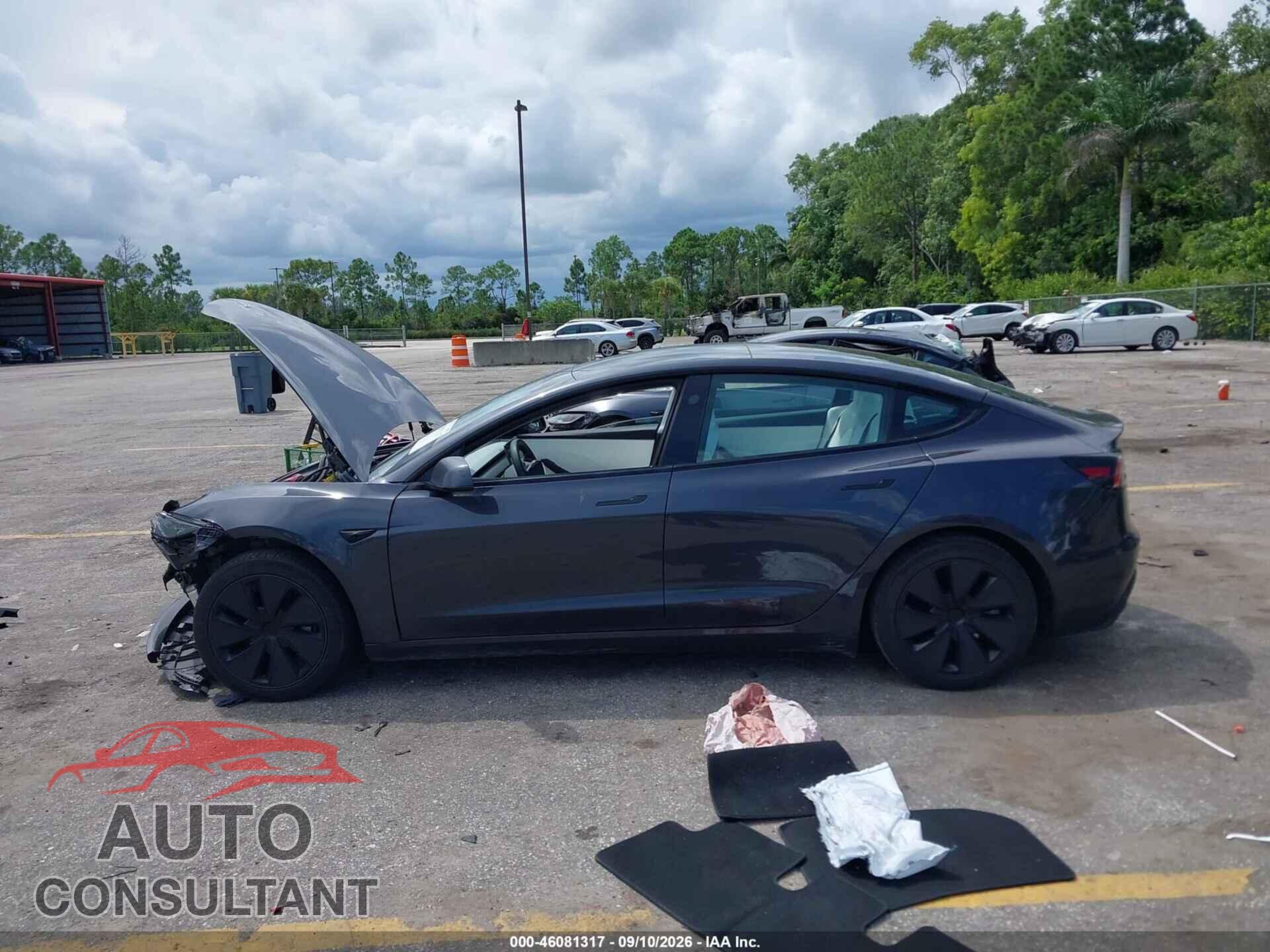 TESLA MODEL 3 2025 - 5YJ3E1EB3SF903018