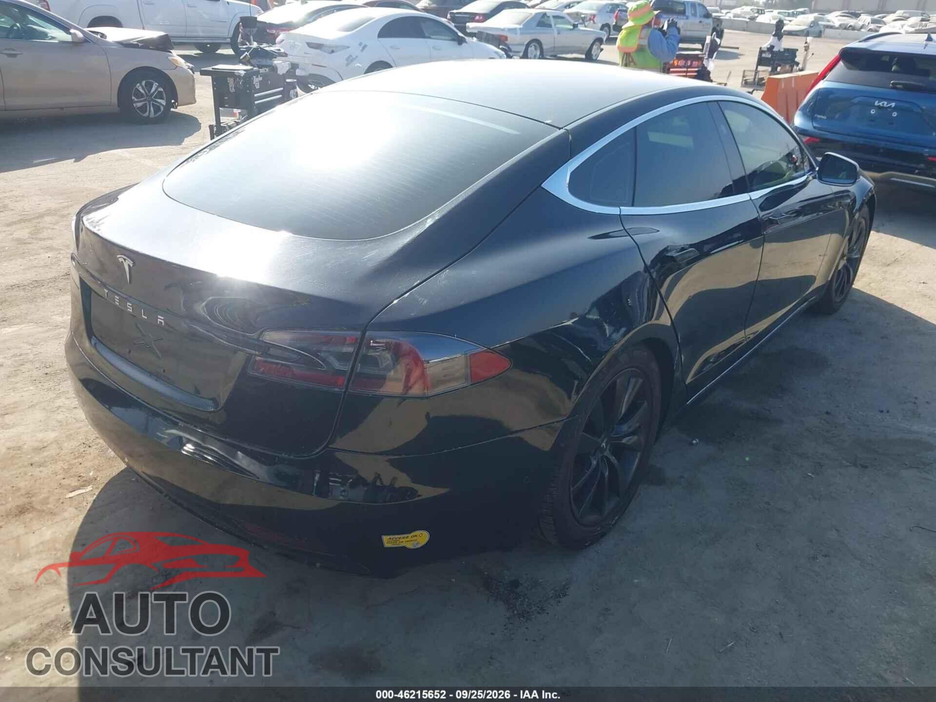 TESLA MODEL S 2017 - 5YJSA1E14HF215343
