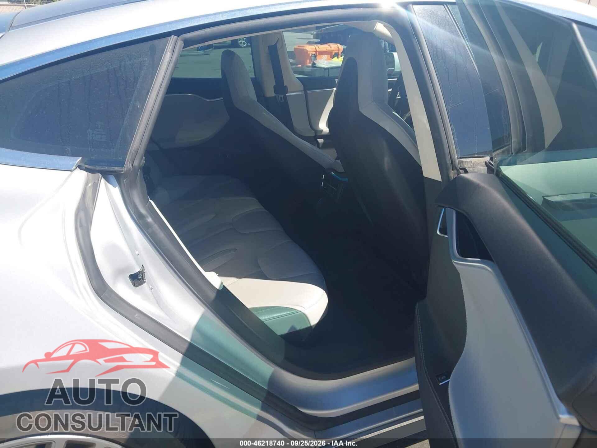 TESLA MODEL S 2013 - 5YJSA1CN2DFP26274