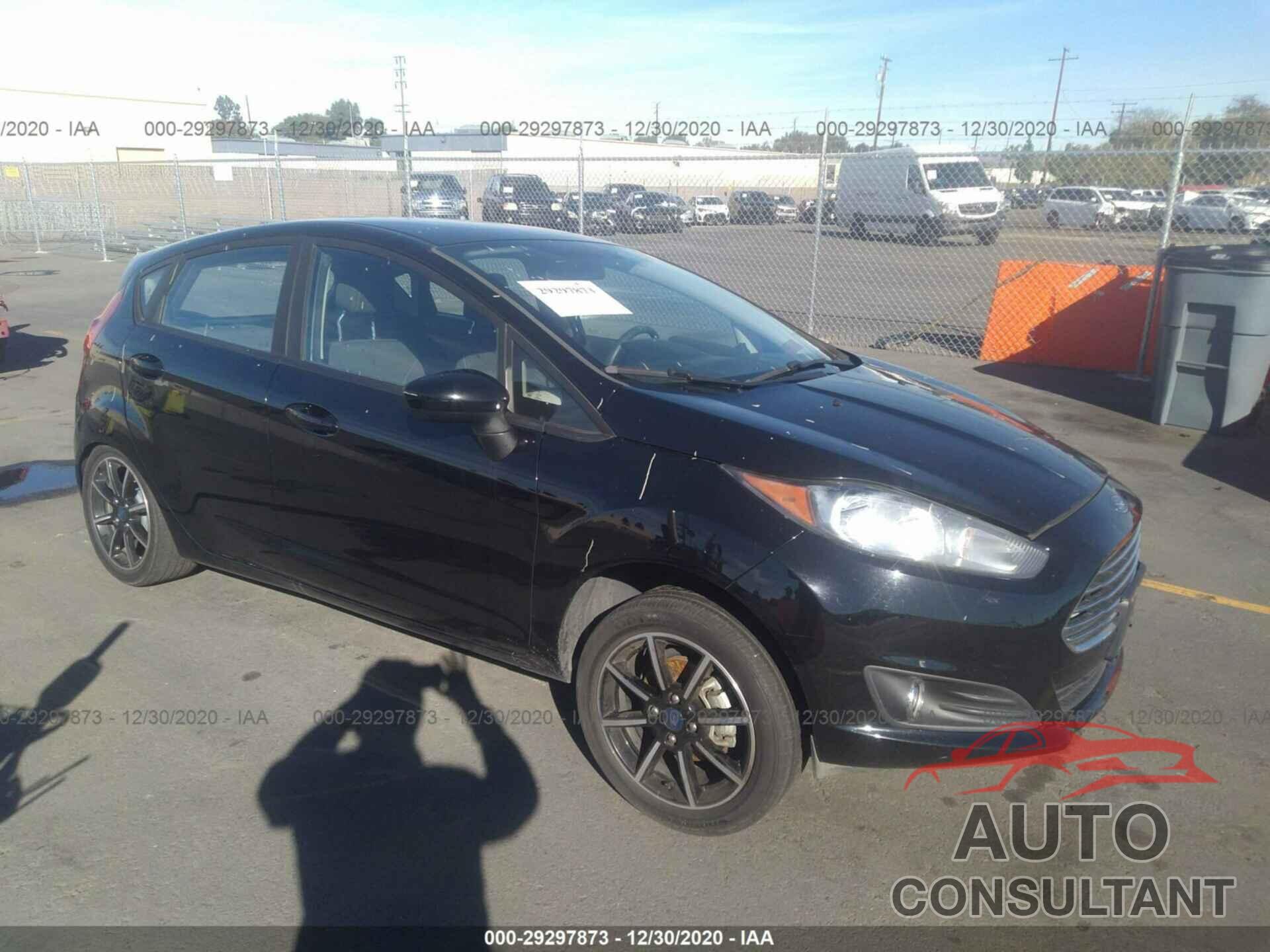 FORD FIESTA 2018 - 3FADP4EJ7JM115348