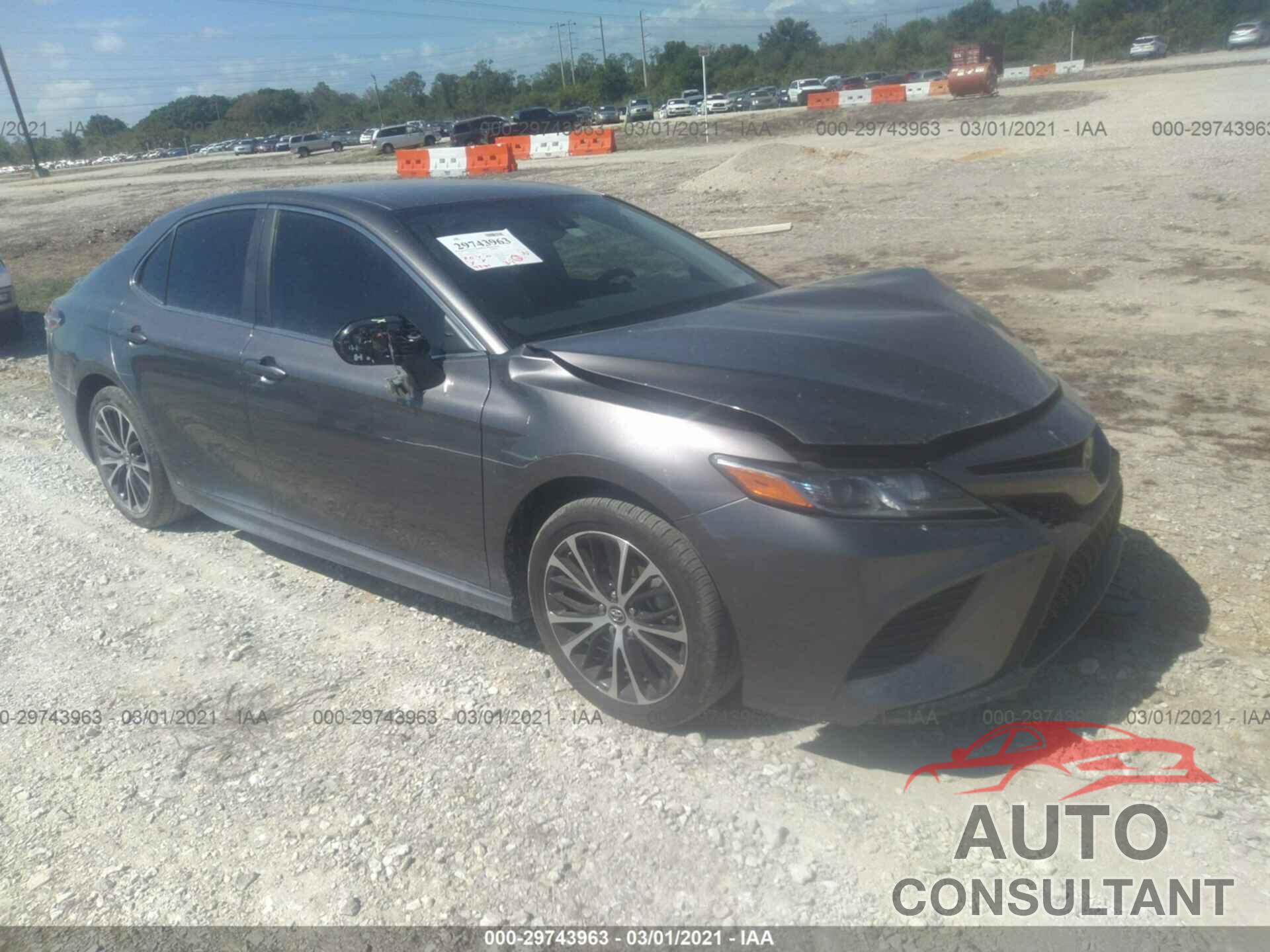 TOYOTA CAMRY 2019 - 4T1B11HK0KU854978
