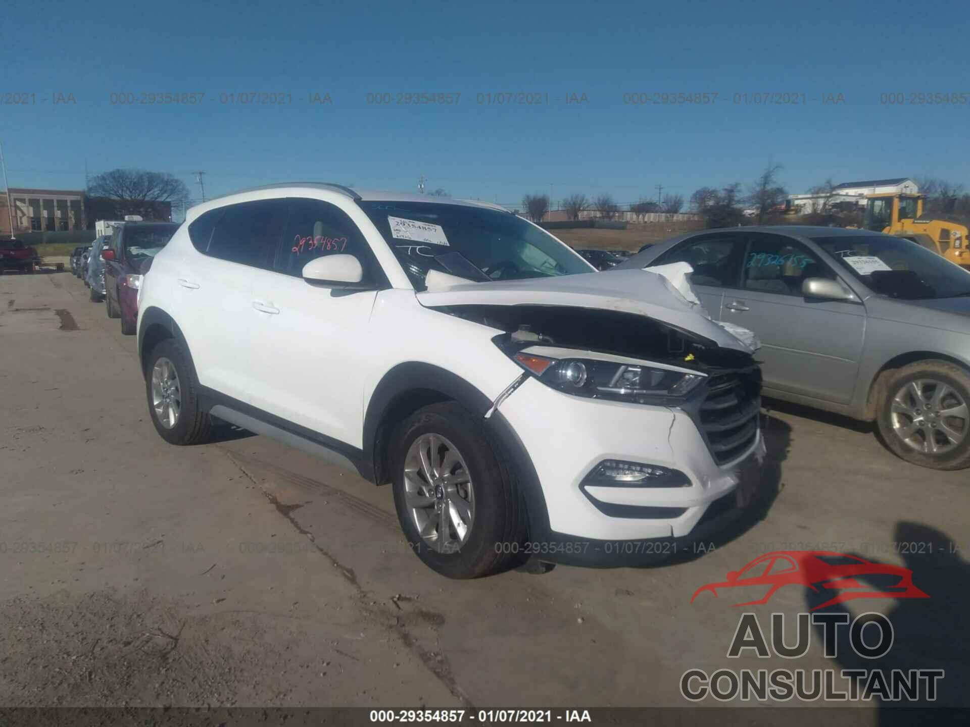 HYUNDAI TUCSON 2018 - KM8J33A43JU684451