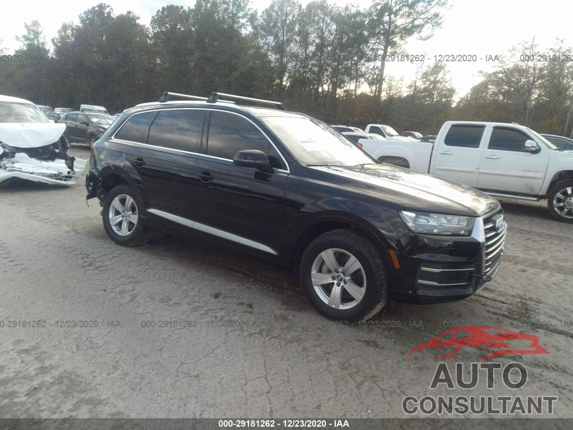 AUDI Q7 2019 - WA1LHAF78KD040106