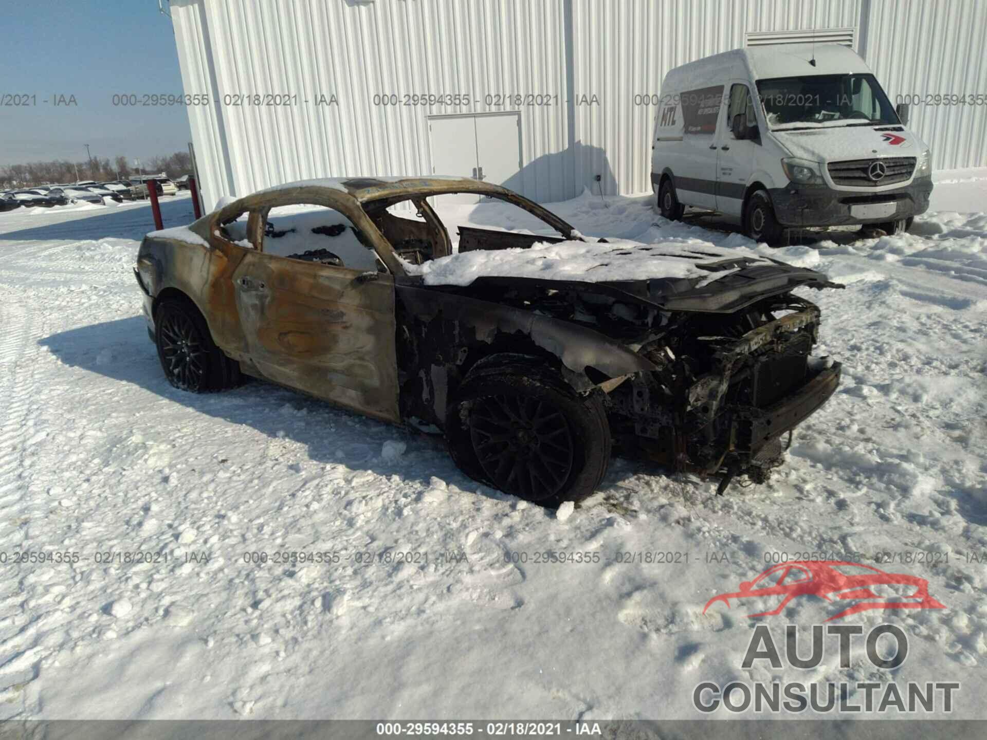 FORD MUSTANG 2019 - 1FA6P8CFXK5185738