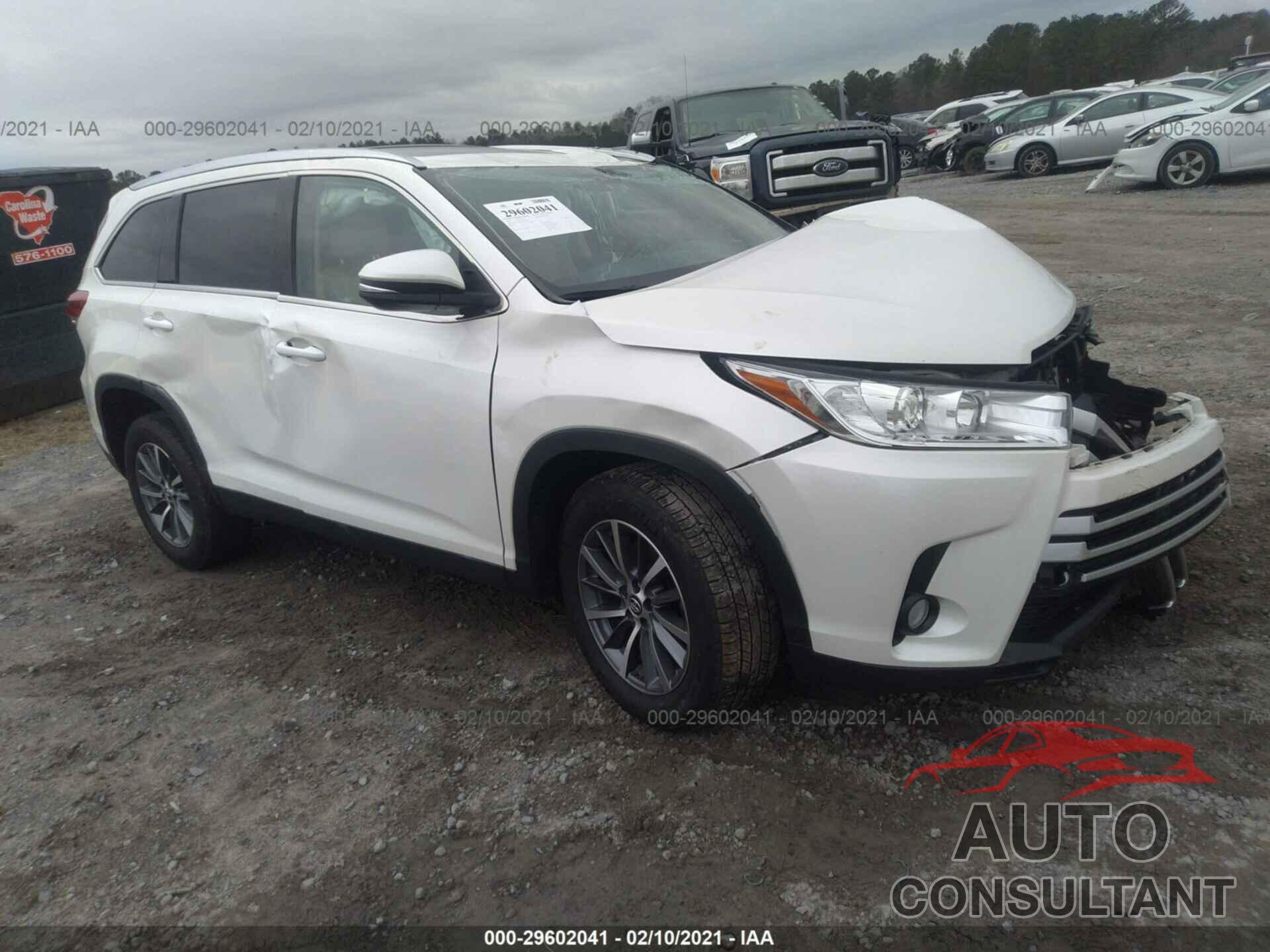 TOYOTA HIGHLANDER 2019 - 5TDKZRFHXKS555943
