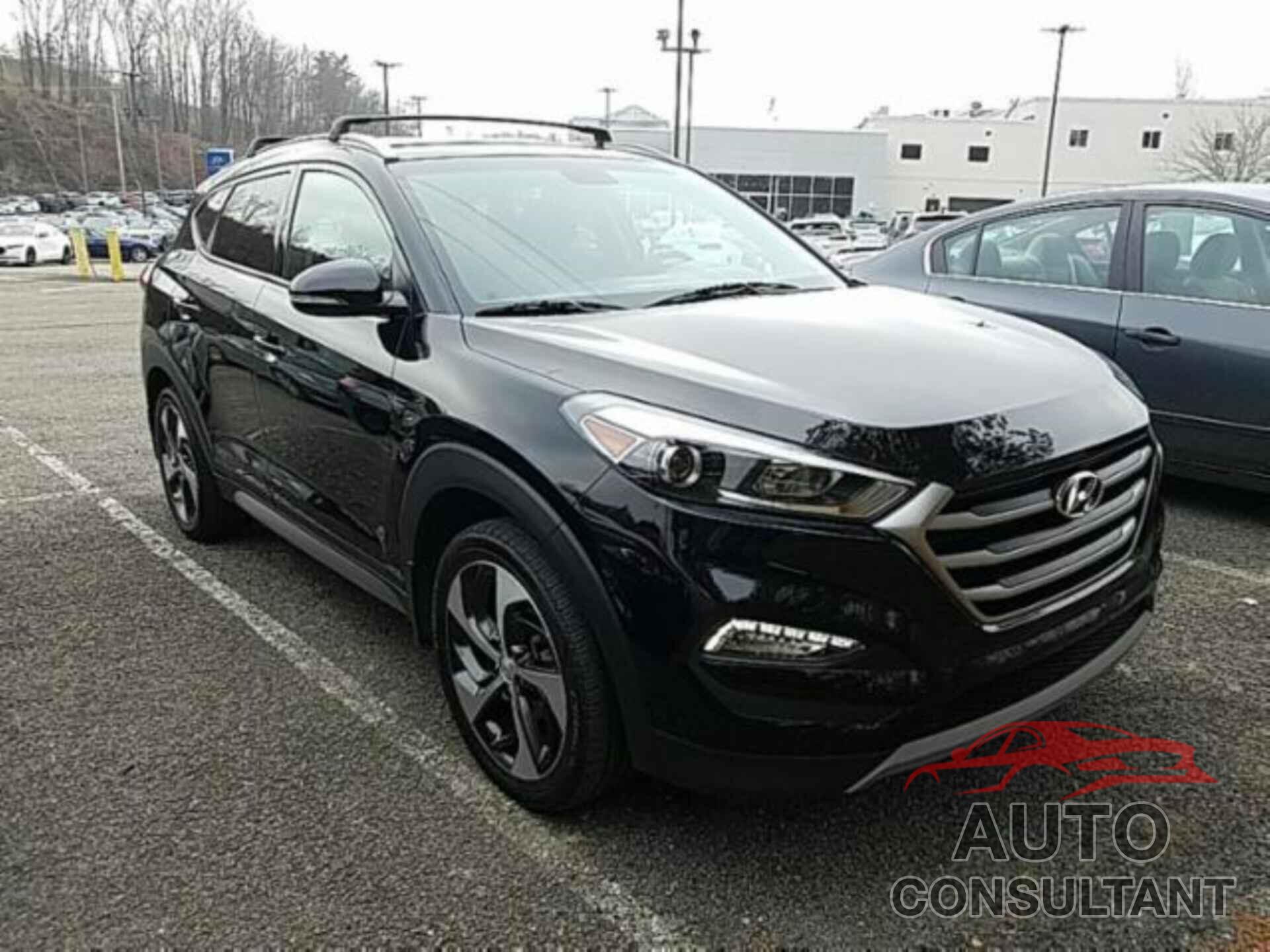 HYUNDAI TUCSON 2017 - KM8J3CA20HU371527