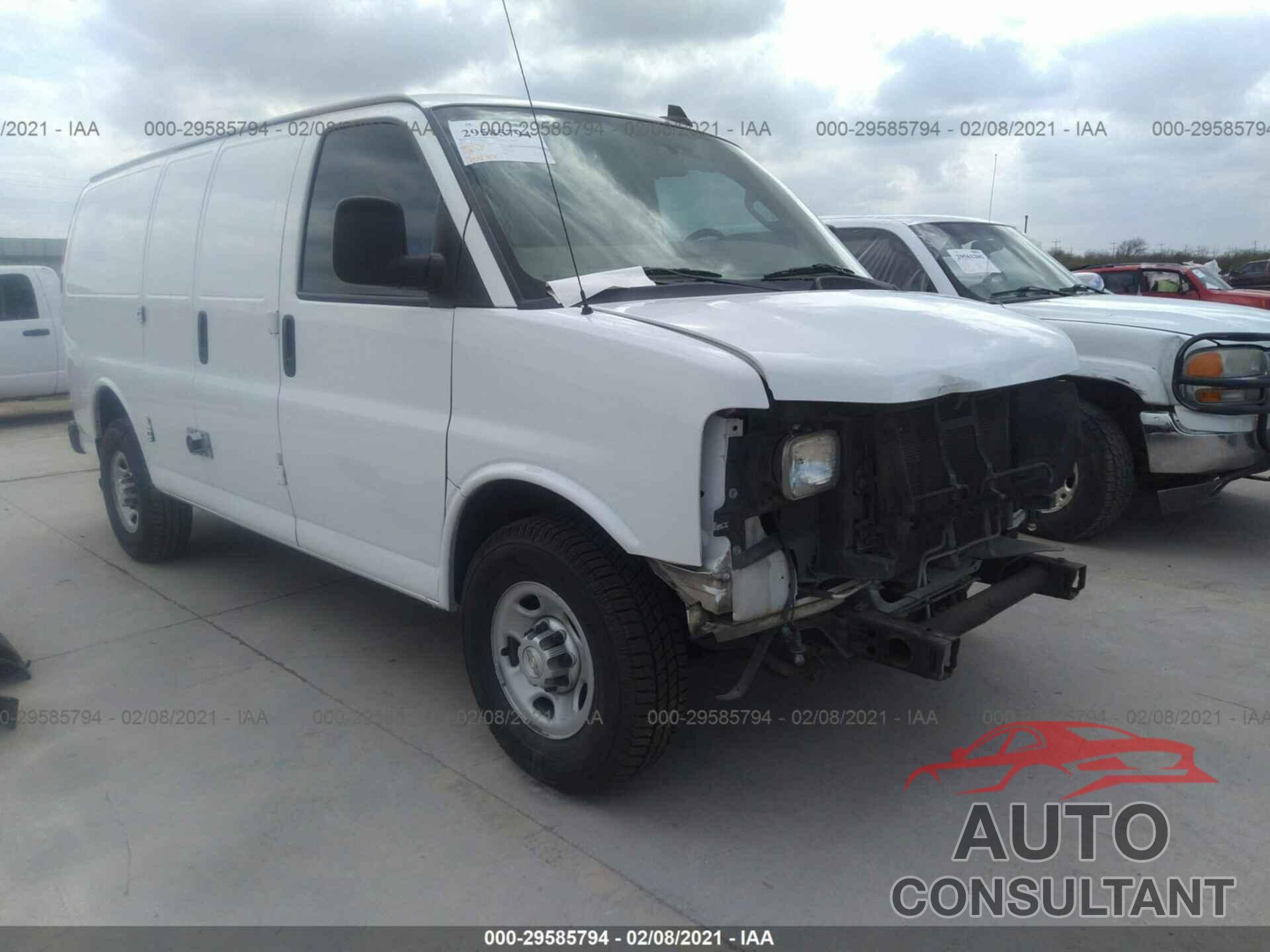 CHEVROLET EXPRESS CARGO VAN 2017 - 1GCWGAFG7H1127706