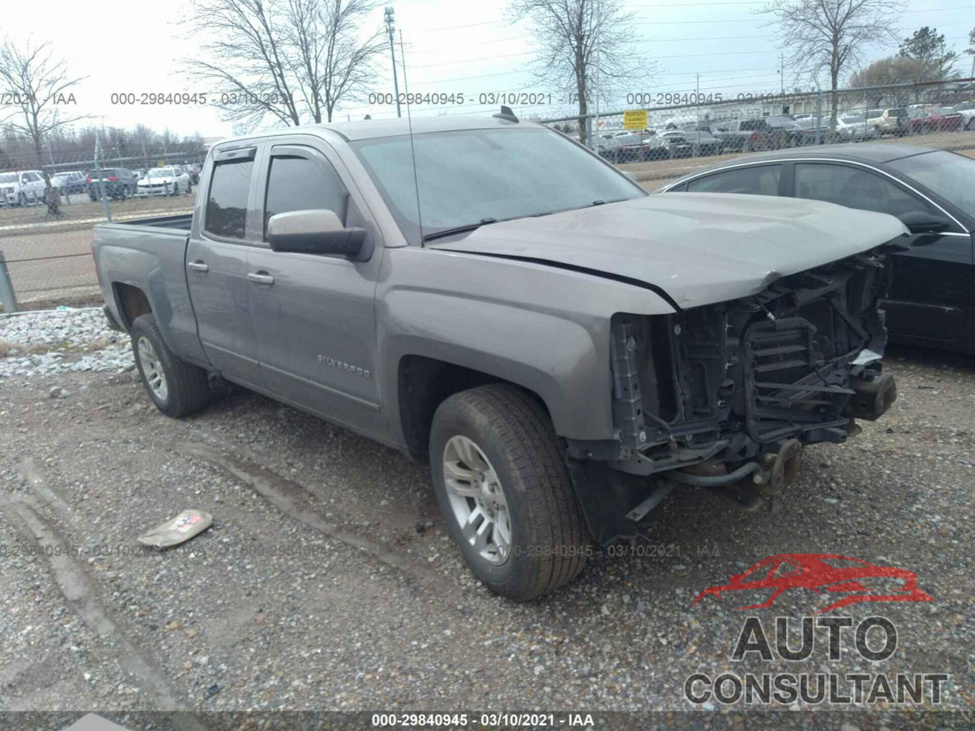 CHEVROLET SILVERADO 1500 2017 - 1GCRCREC7HZ289133