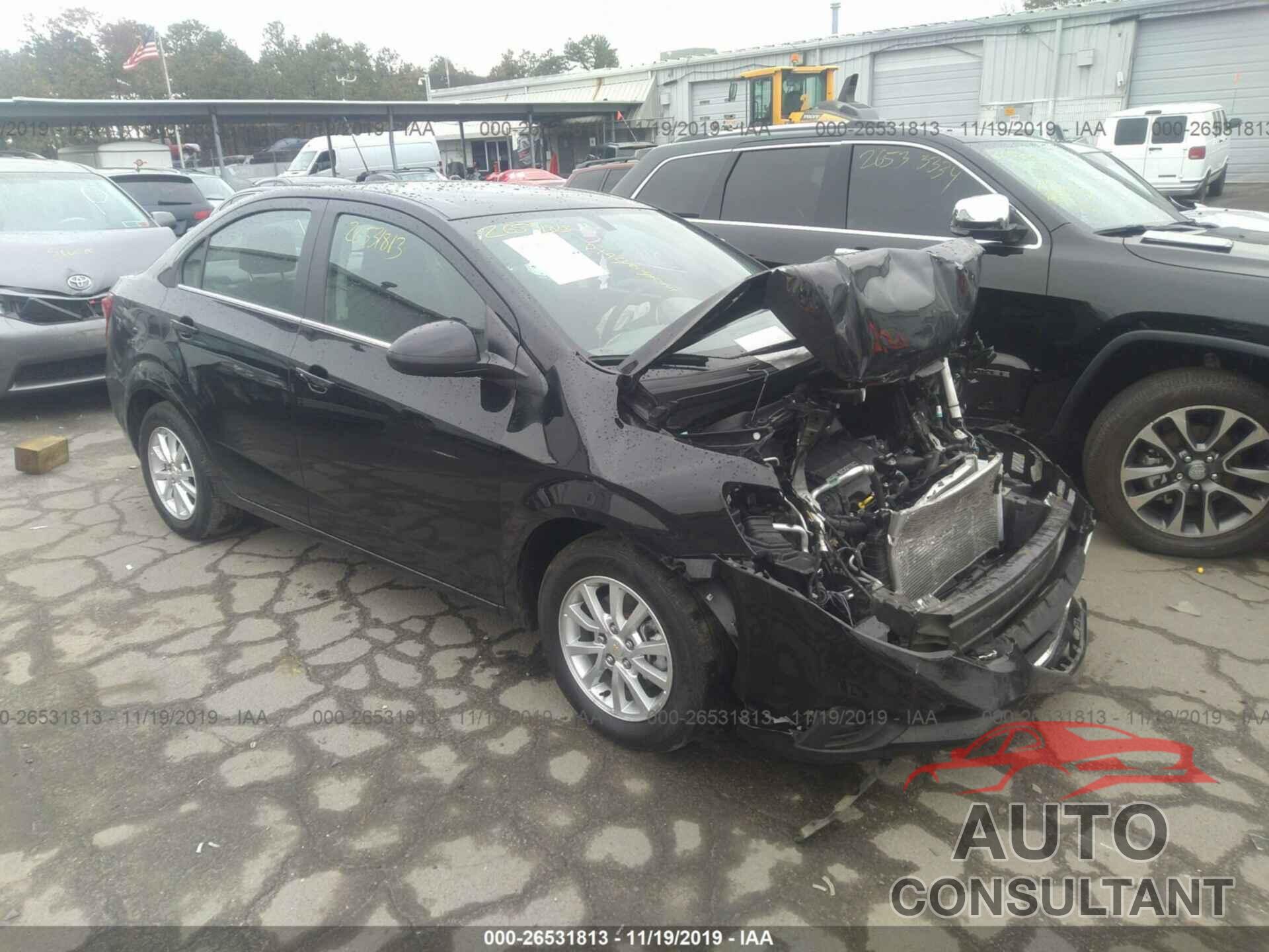 CHEVROLET SONIC 2019 - 1G1JD5SB3K4111263