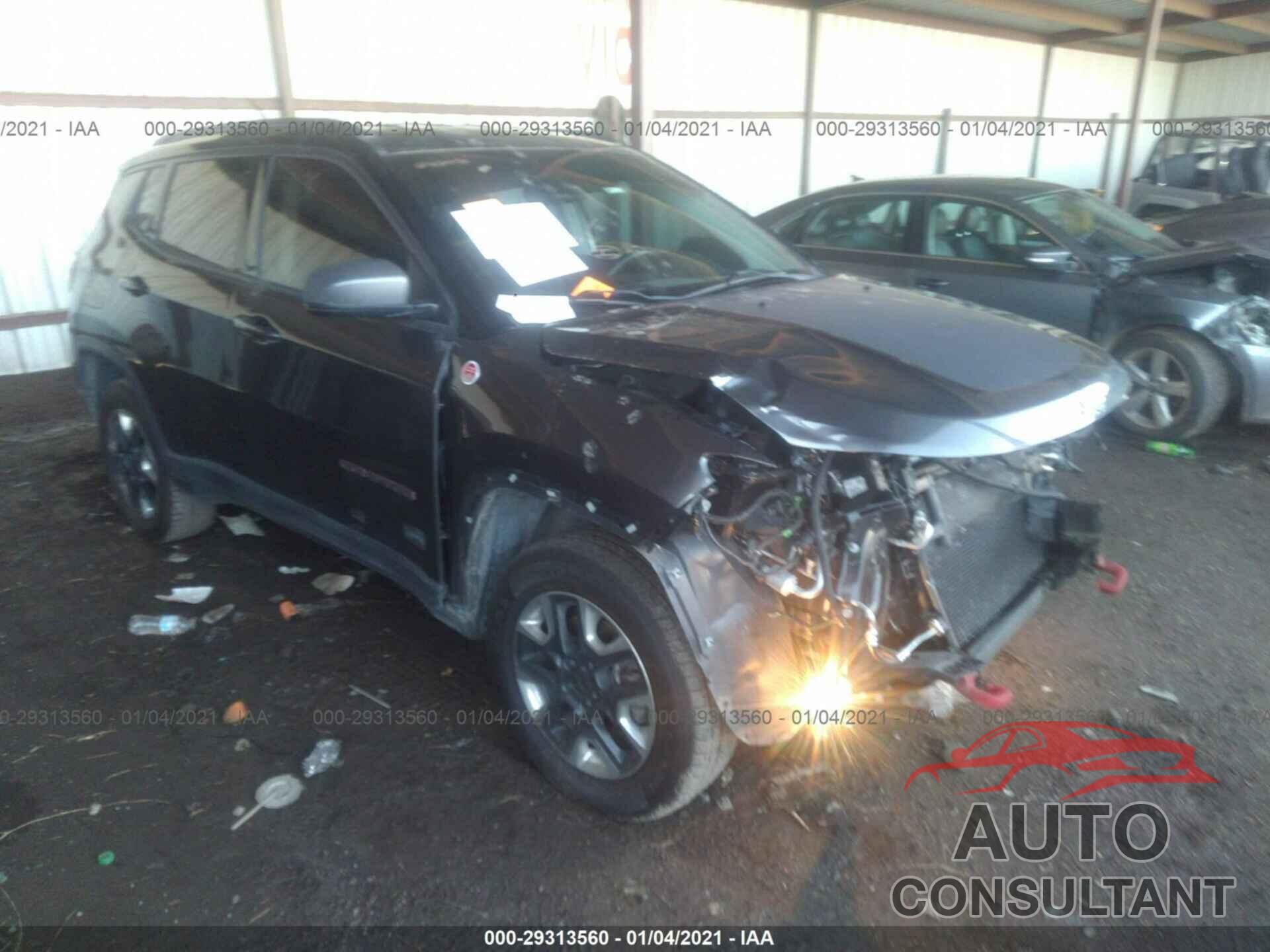 JEEP COMPASS 2018 - 3C4NJDDB5JT199041
