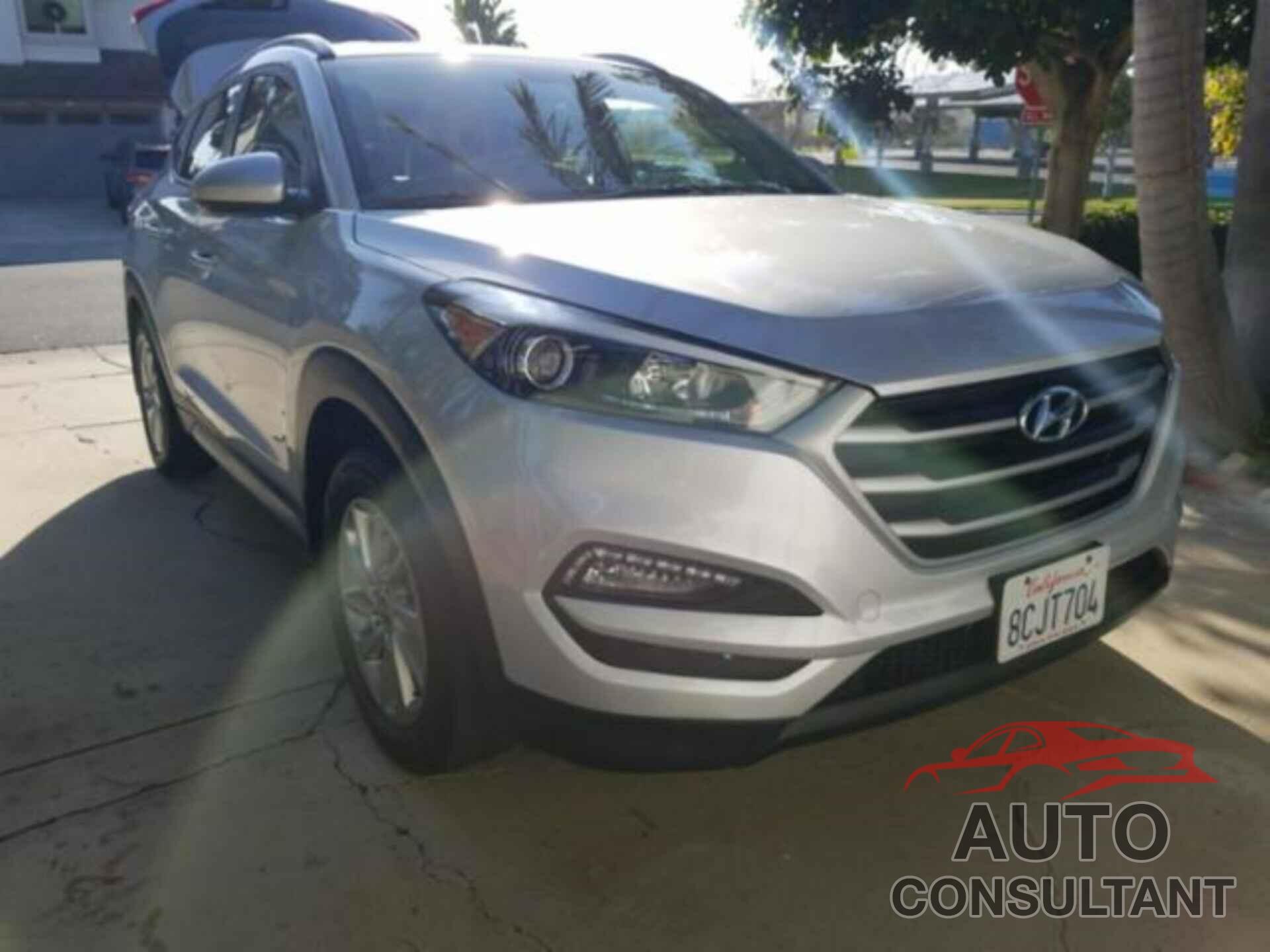 HYUNDAI TUCSON 2017 - KM8J33A48HU460750