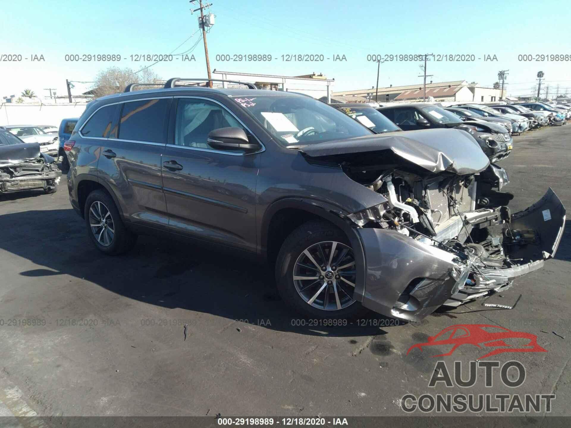 TOYOTA HIGHLANDER 2019 - 5TDKZRFH8KS327228
