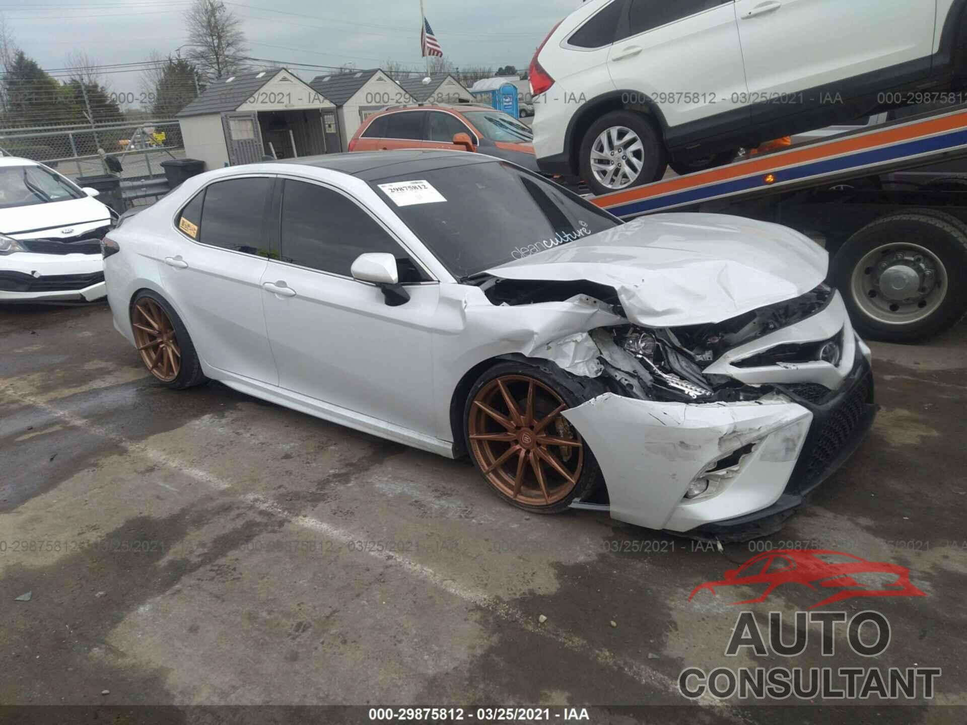 TOYOTA CAMRY 2019 - 4T1B61HK4KU689289