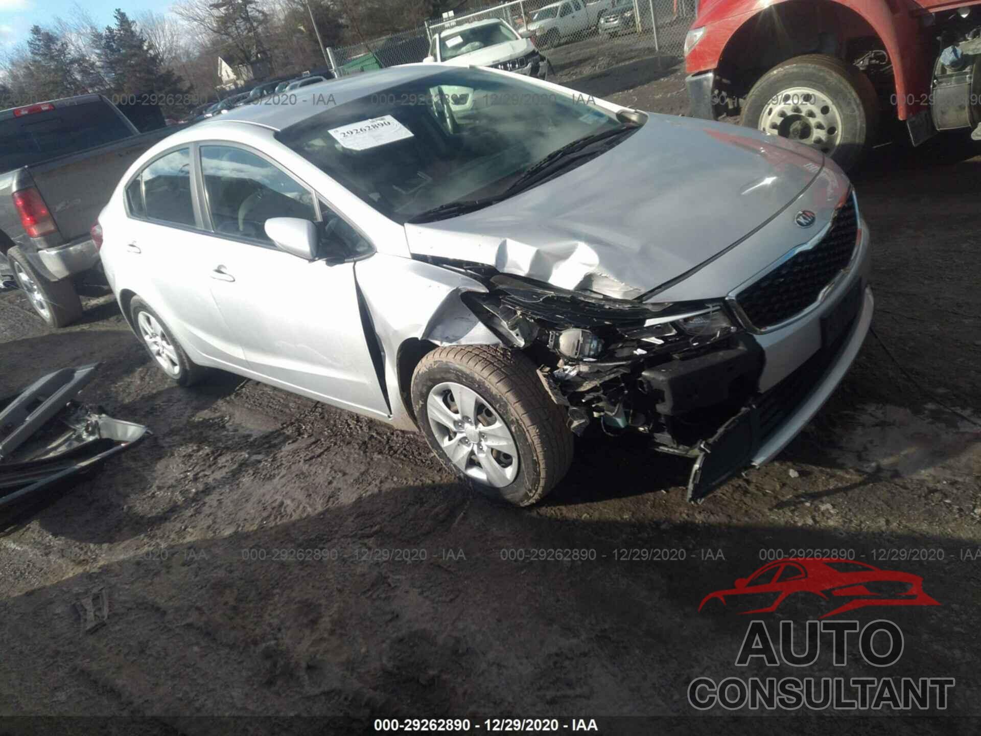 KIA FORTE 2018 - 3KPFK4A72JE273165
