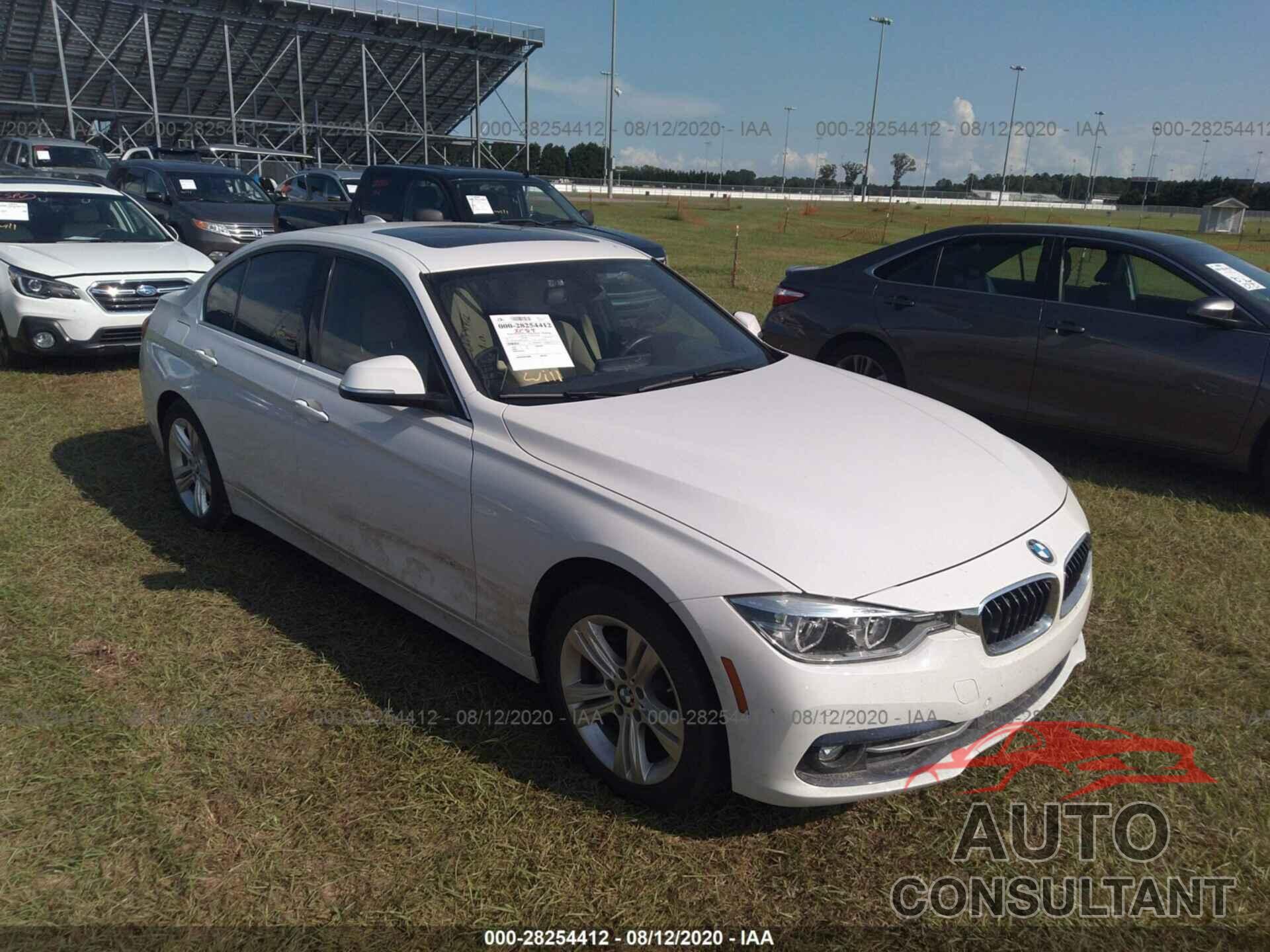 BMW 3 SERIES 2017 - WBA8B9G34HNU56385