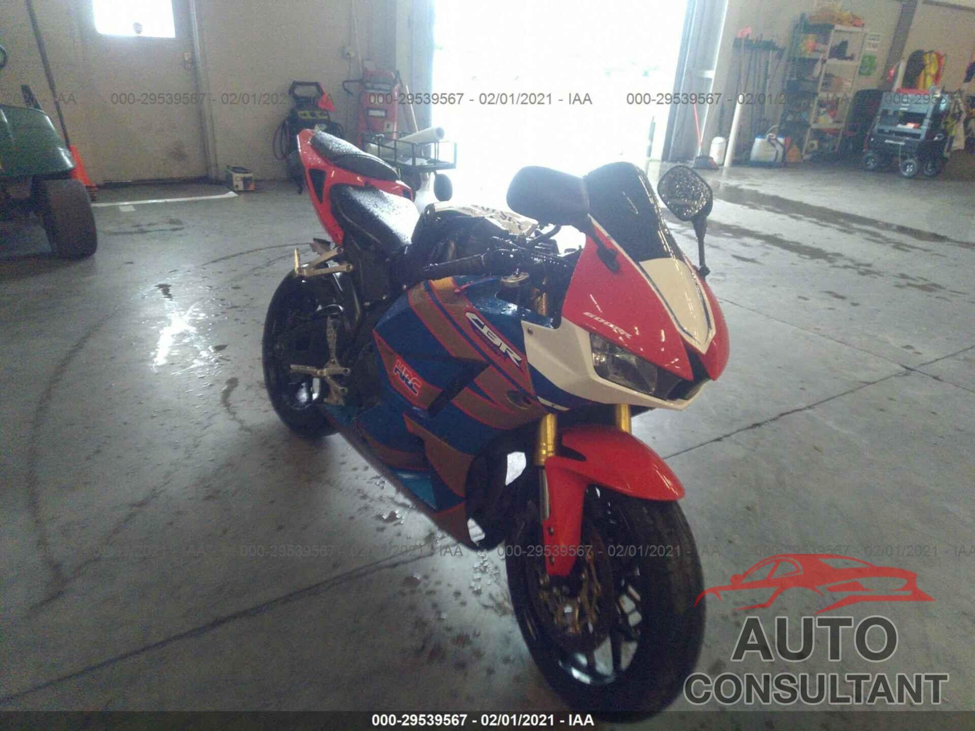 Honda CBR600 2017 - JH2PC40J8HK300205