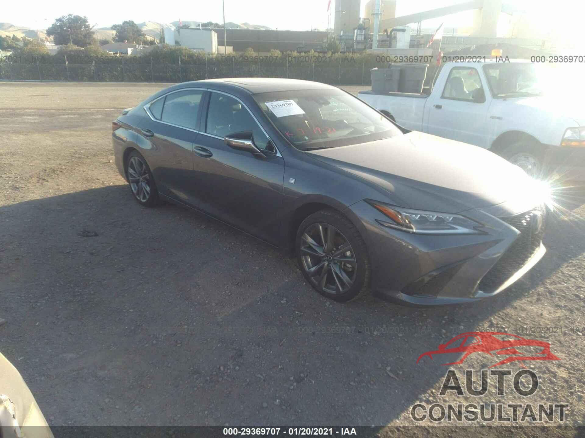 LEXUS ES 2019 - 58ABZ1B1XKU003868