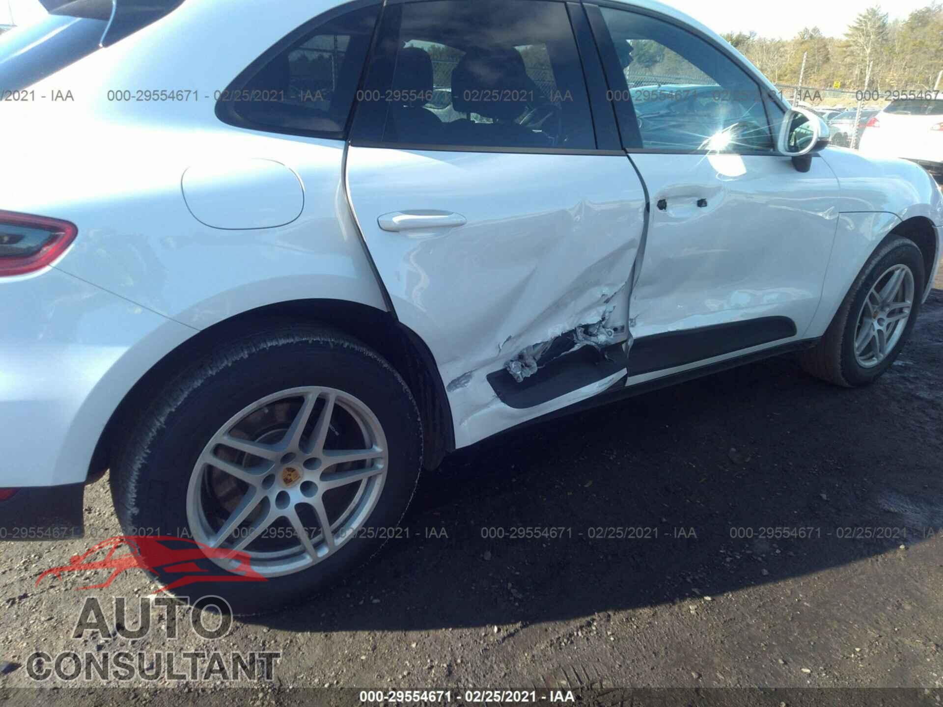 PORSCHE MACAN 2017 - WP1AA2A59HLB01215