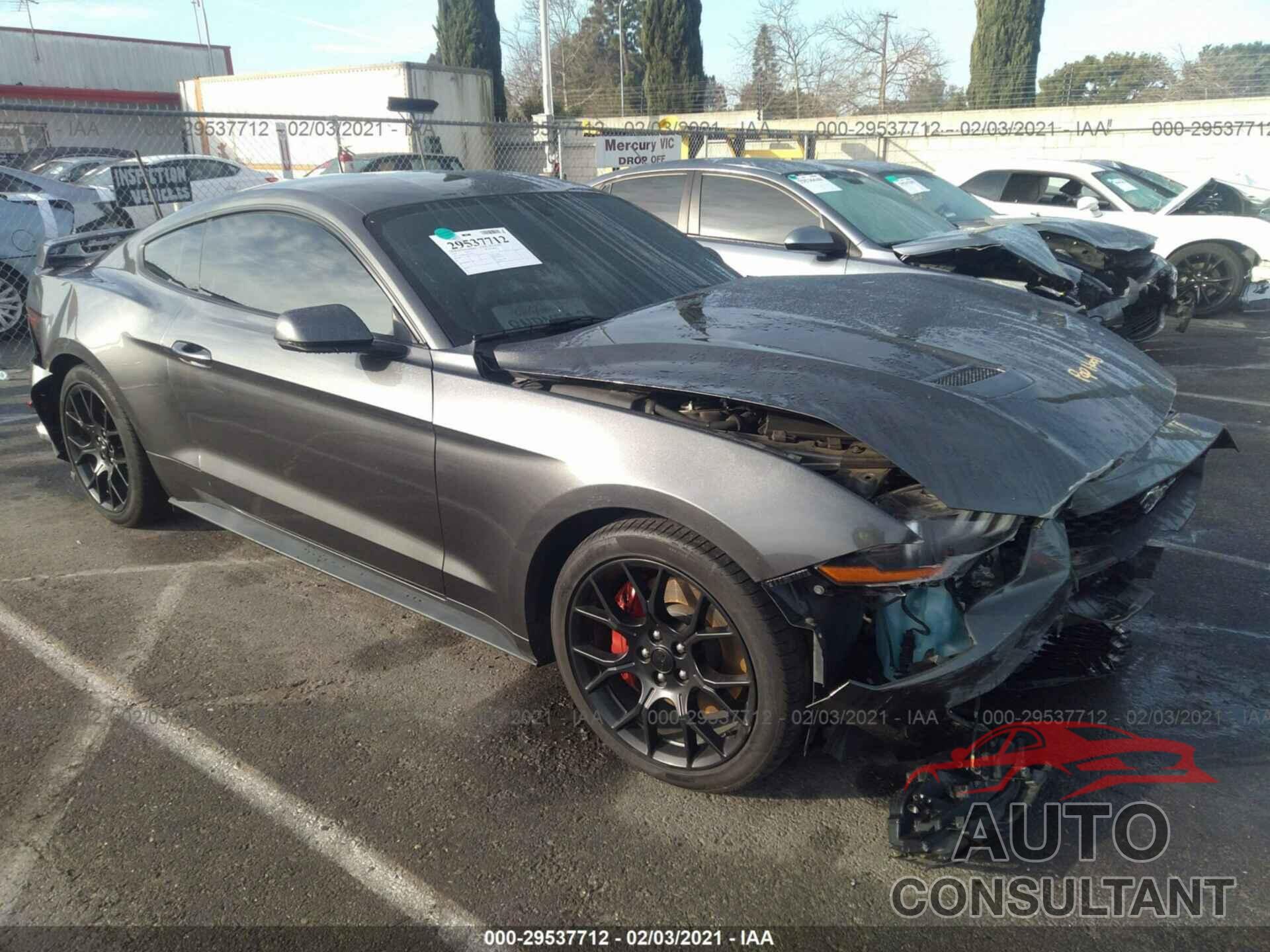 FORD MUSTANG 2018 - 1FA6P8TH5J5117329