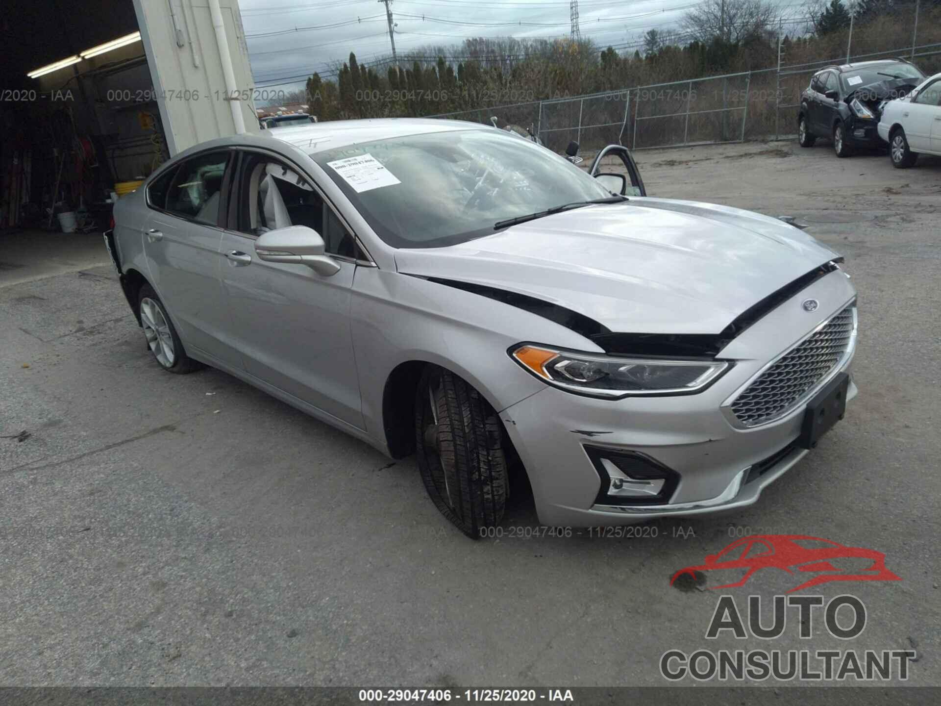 FORD FUSION ENERGI 2019 - 3FA6P0SU4KR191517