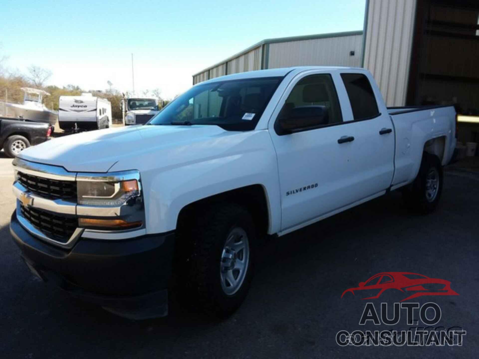 CHEVROLET SILVERADO 1500 2018 - 1GCRCNEC9JZ103025