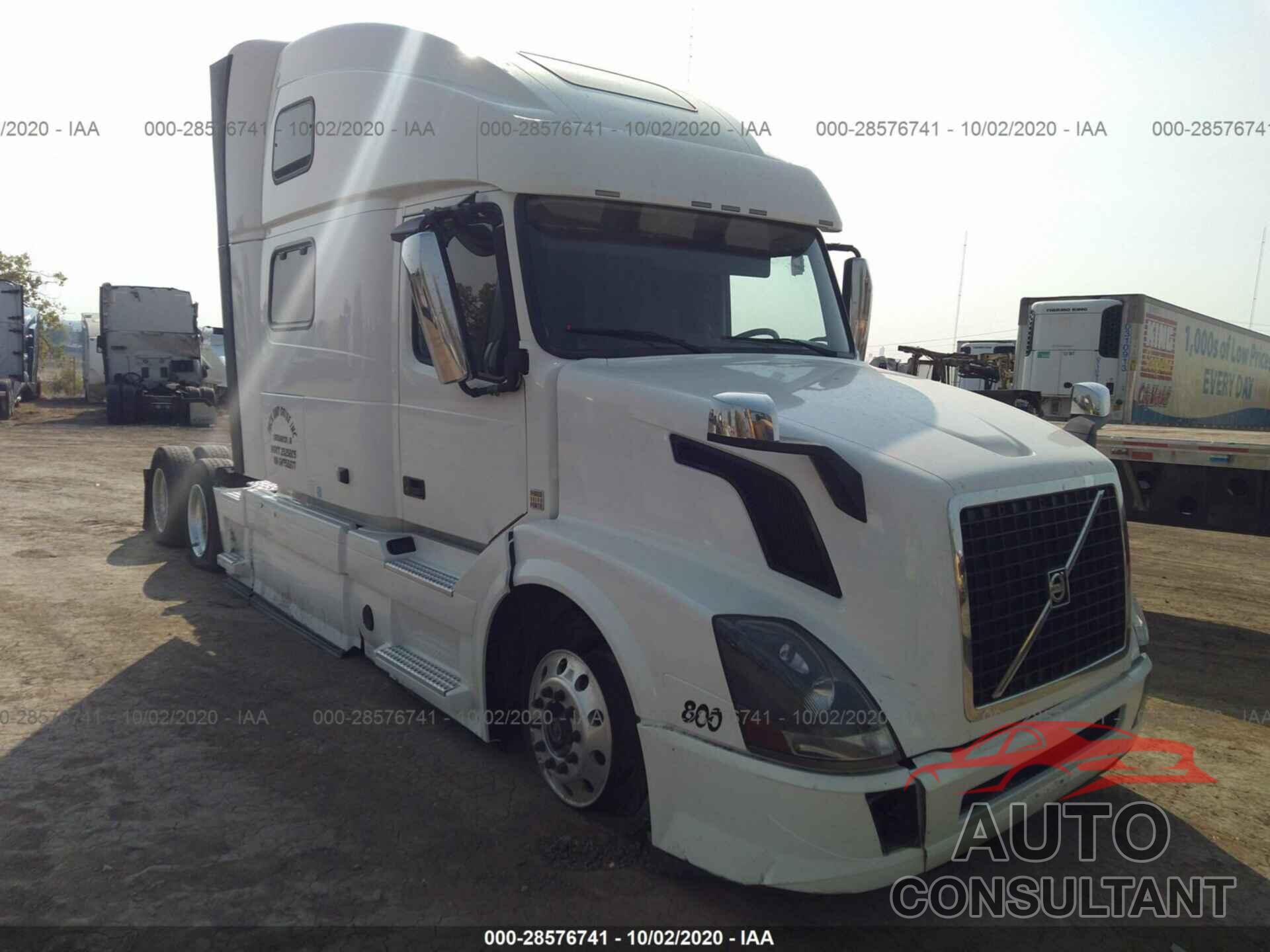 VOLVO VN 2016 - 4V4NC9EH9GN958877