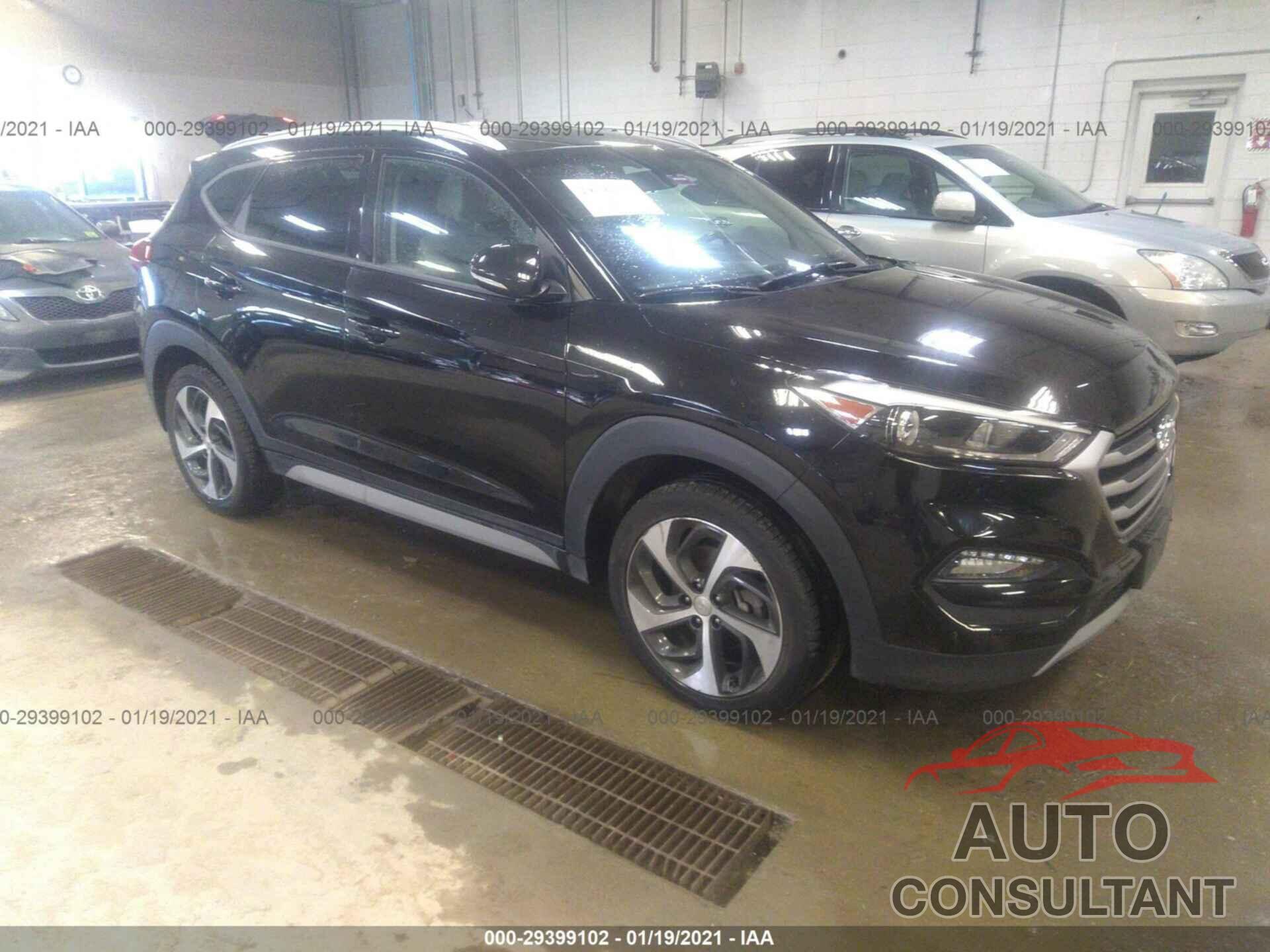 HYUNDAI TUCSON 2018 - KM8J3CAL7JU758039