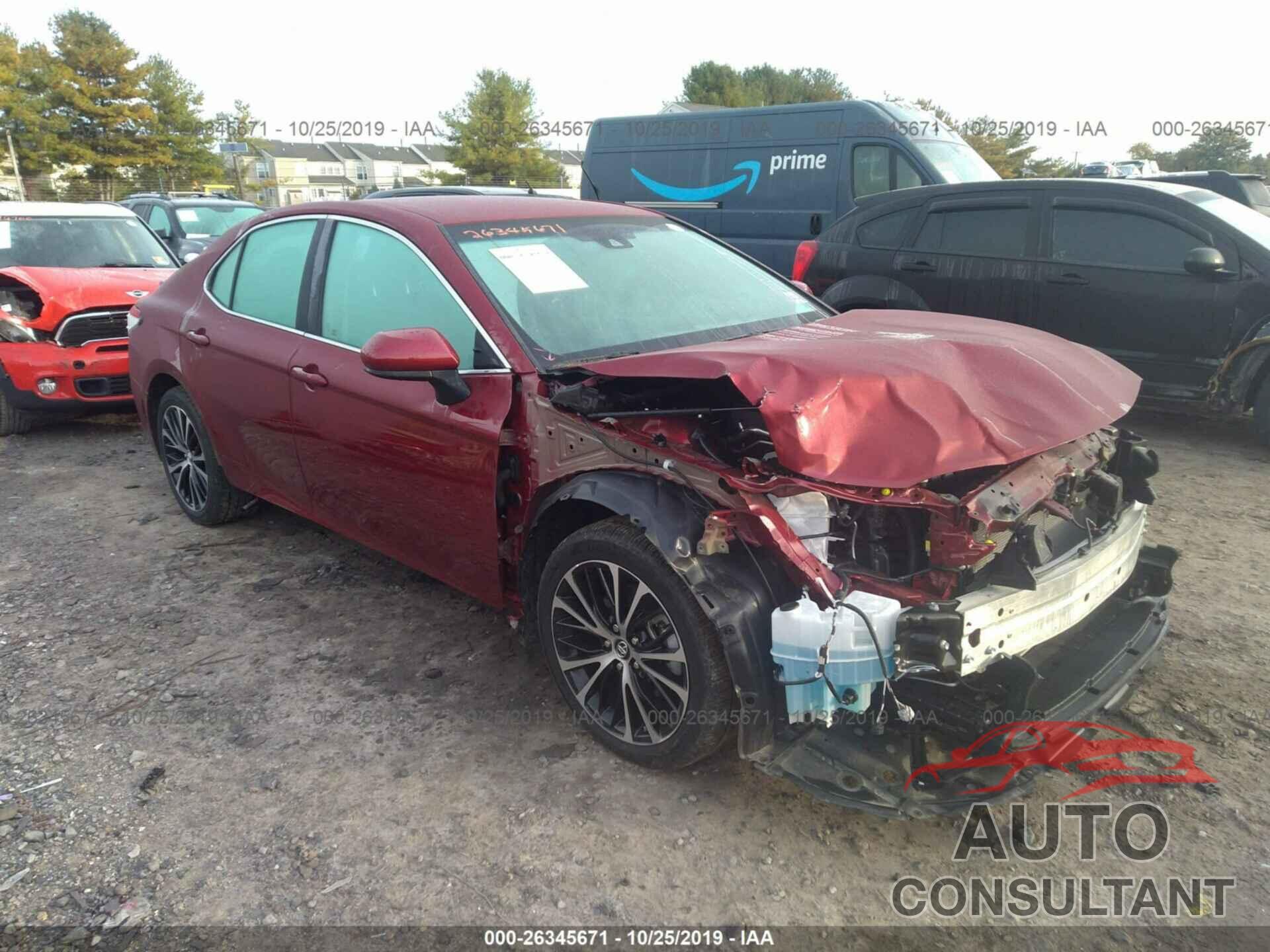 TOYOTA CAMRY 2018 - 4T1B11HK9JU667222