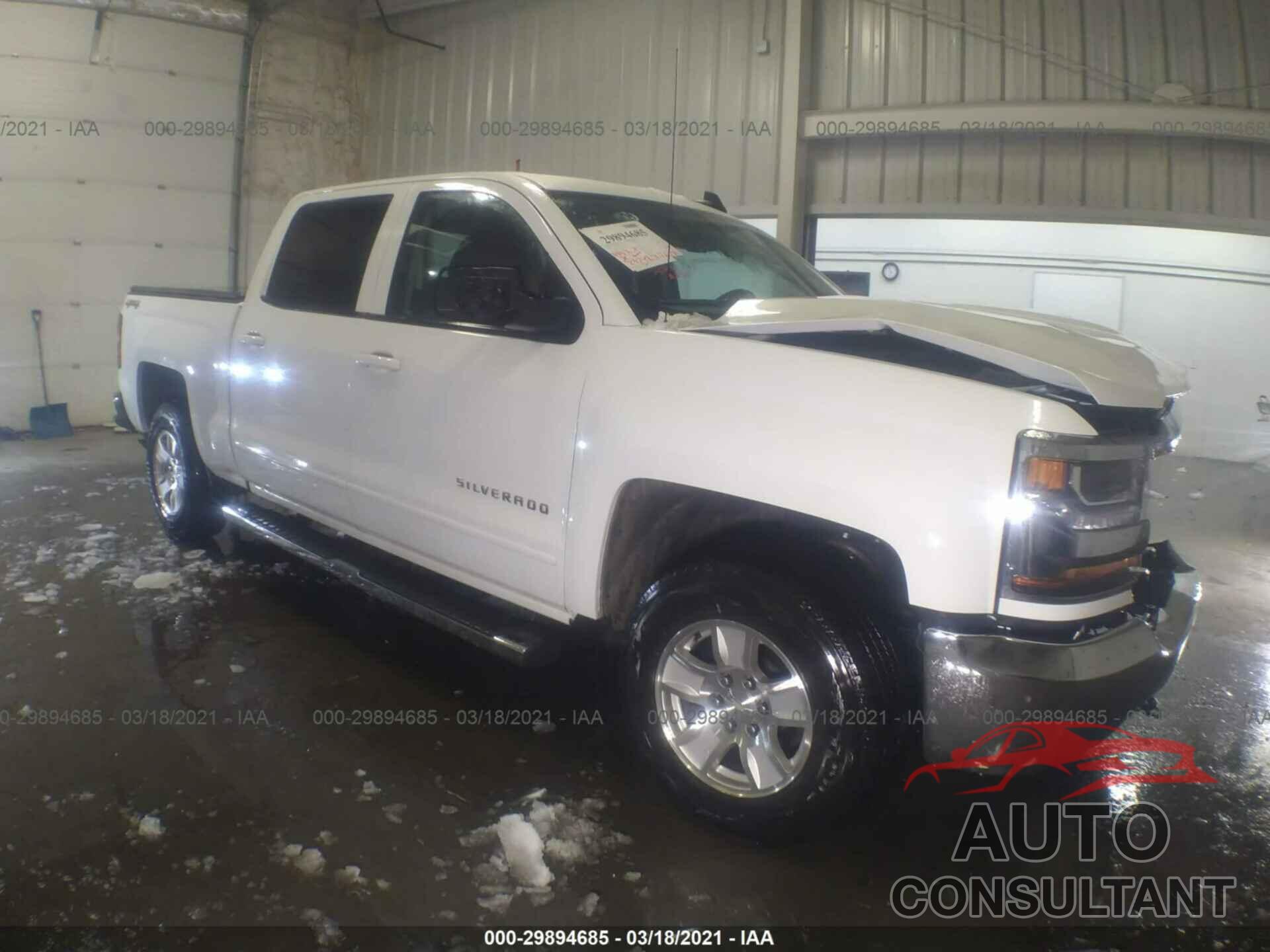 CHEVROLET SILVERADO 1500 2018 - 3GCUKREC8JG450897