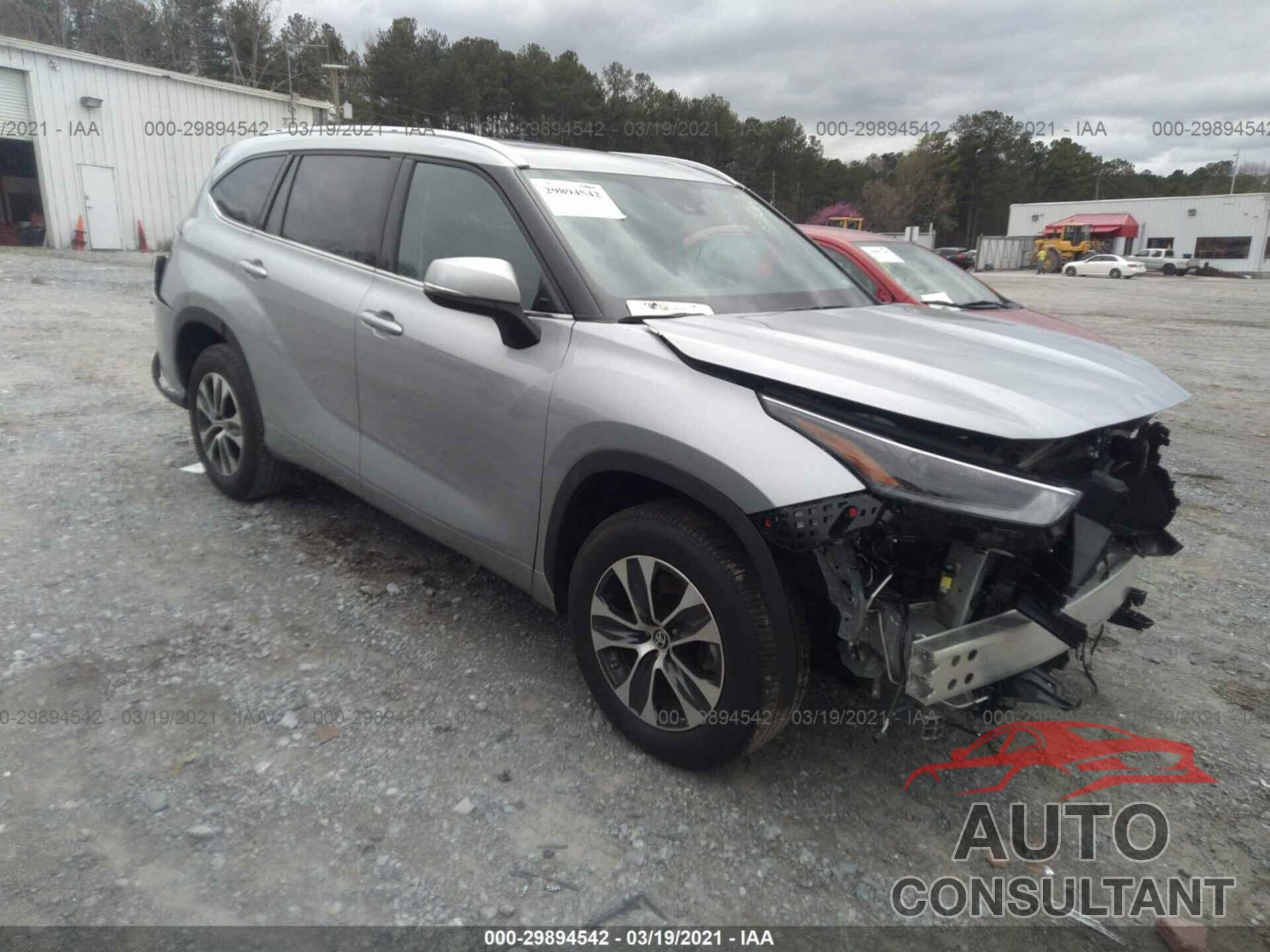 TOYOTA HIGHLANDER 2021 - 5TDGZRAH5MS516452