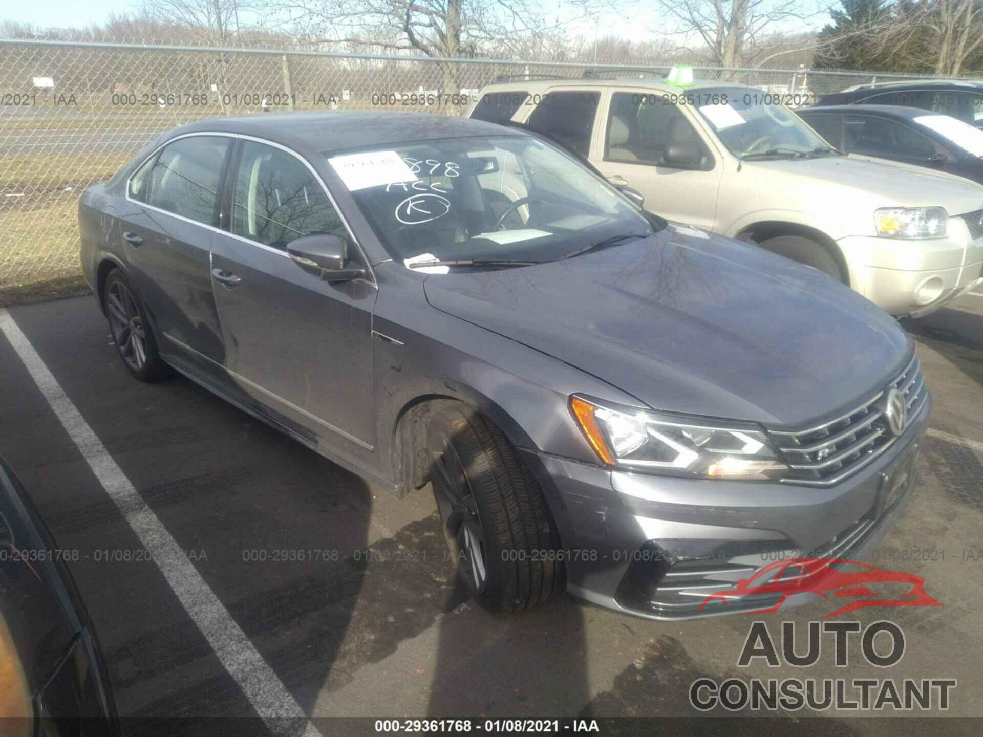 VOLKSWAGEN PASSAT 2017 - 1VWDT7A35HC072541