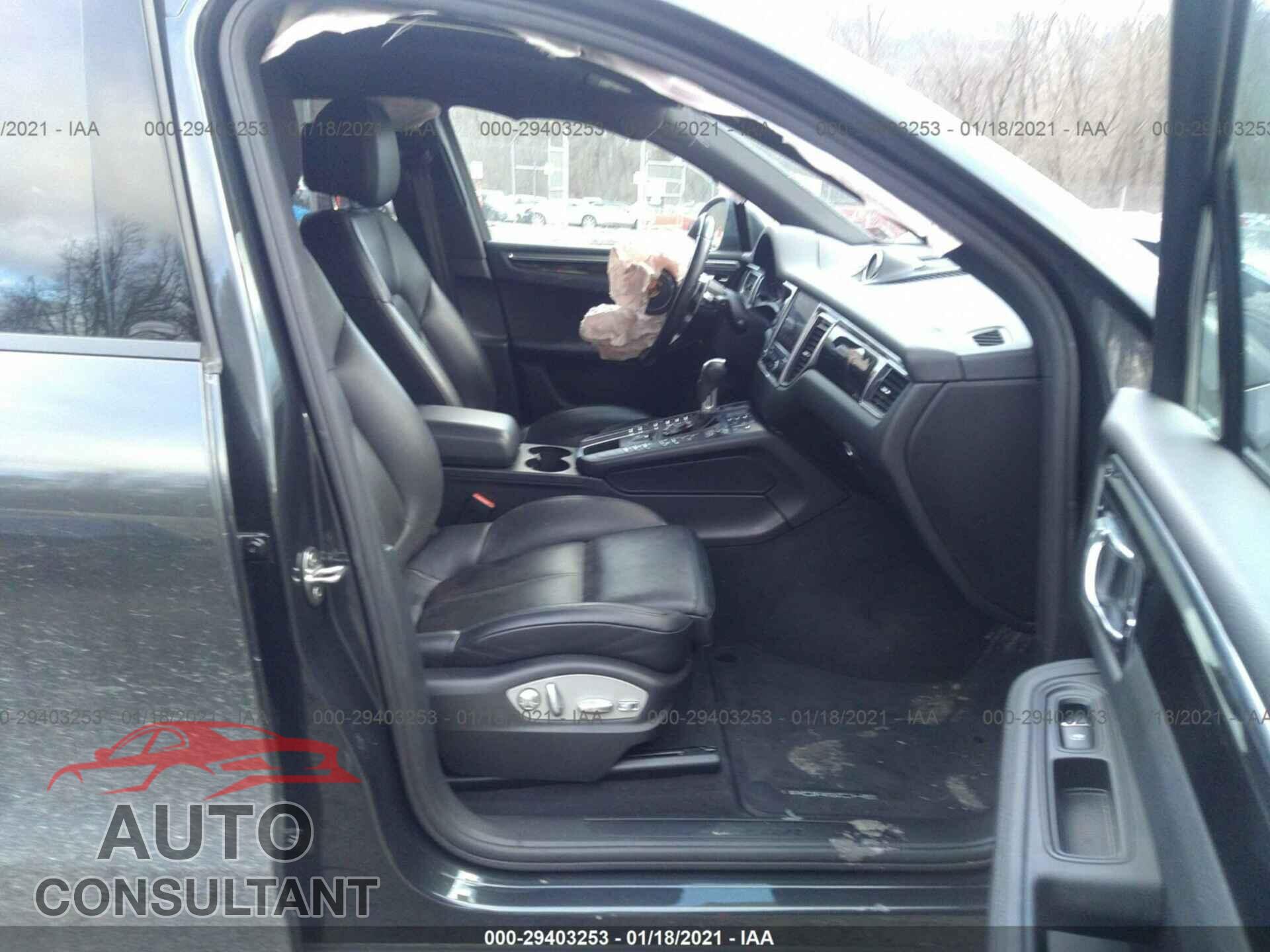 PORSCHE MACAN 2017 - WP1AA2A54HLB05320