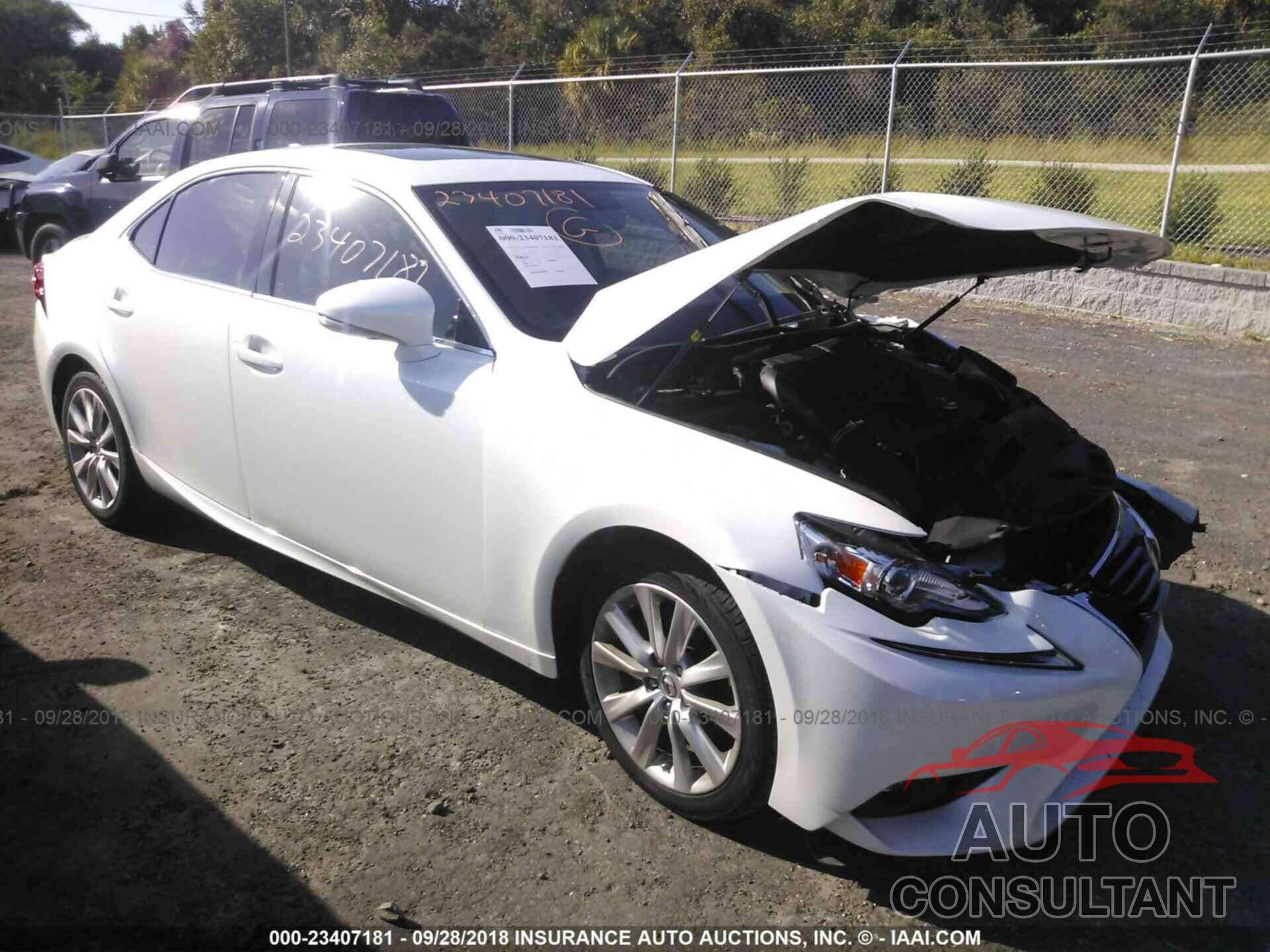 Lexus Is 2015 - JTHBF1D29F5049412