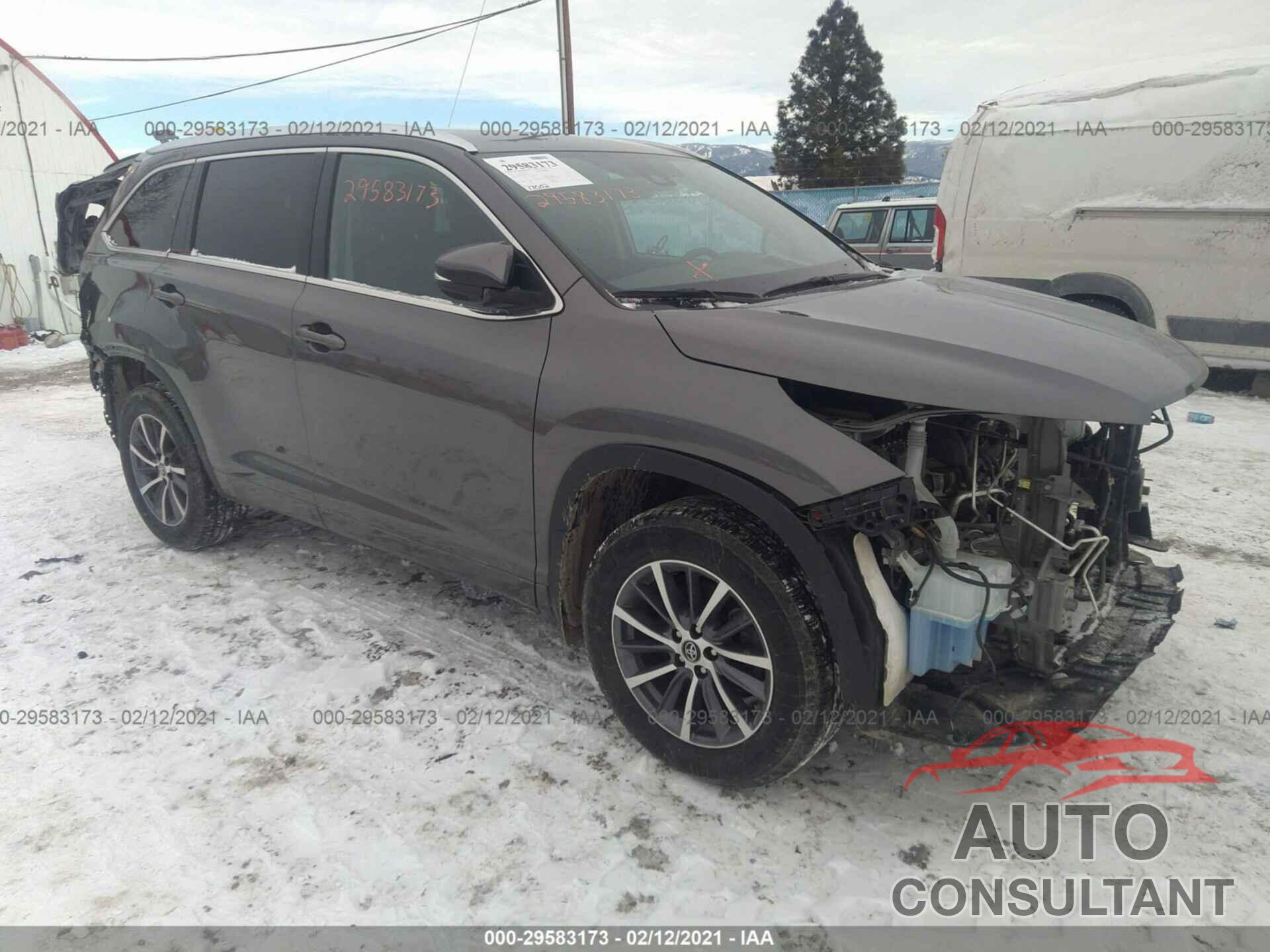 TOYOTA HIGHLANDER 2018 - 5TDJZRFH4JS874832